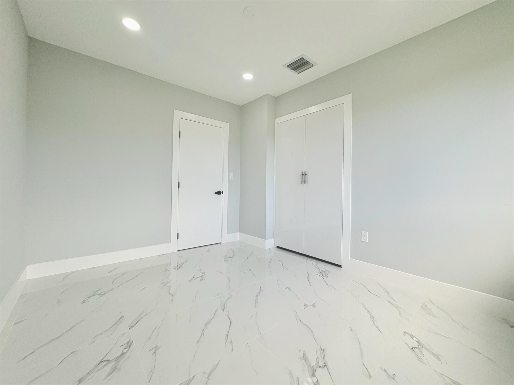 PALM SPRINGS VILLAGE PL 1 - Residential