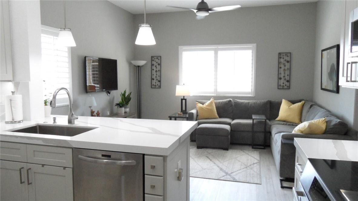 KINGS POINT/EXETER - Residential