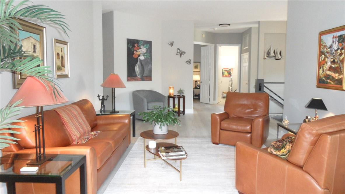 KINGS POINT/EXETER - Residential