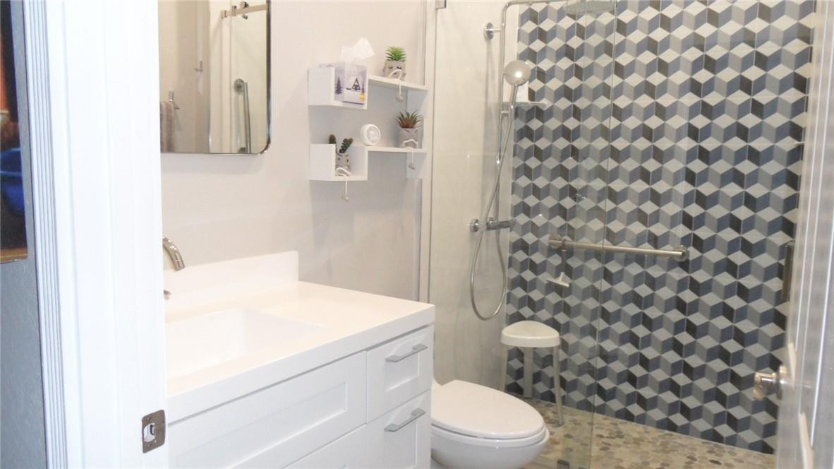 KINGS POINT/EXETER - Residential