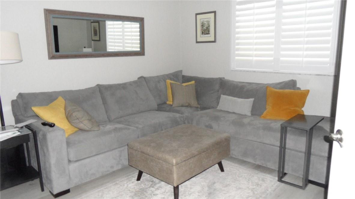 KINGS POINT/EXETER - Residential