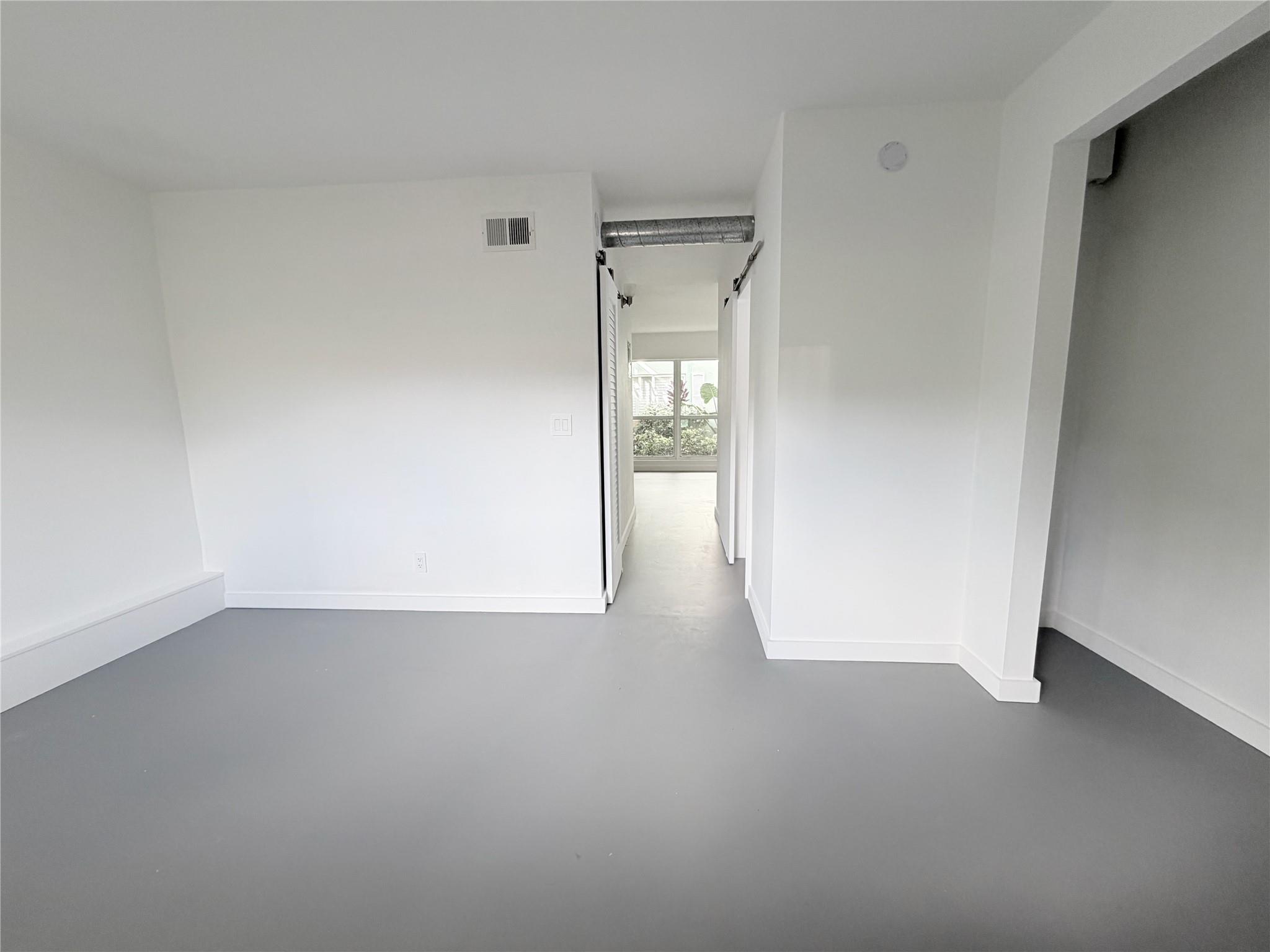 MARVILLA CONDO - Residential