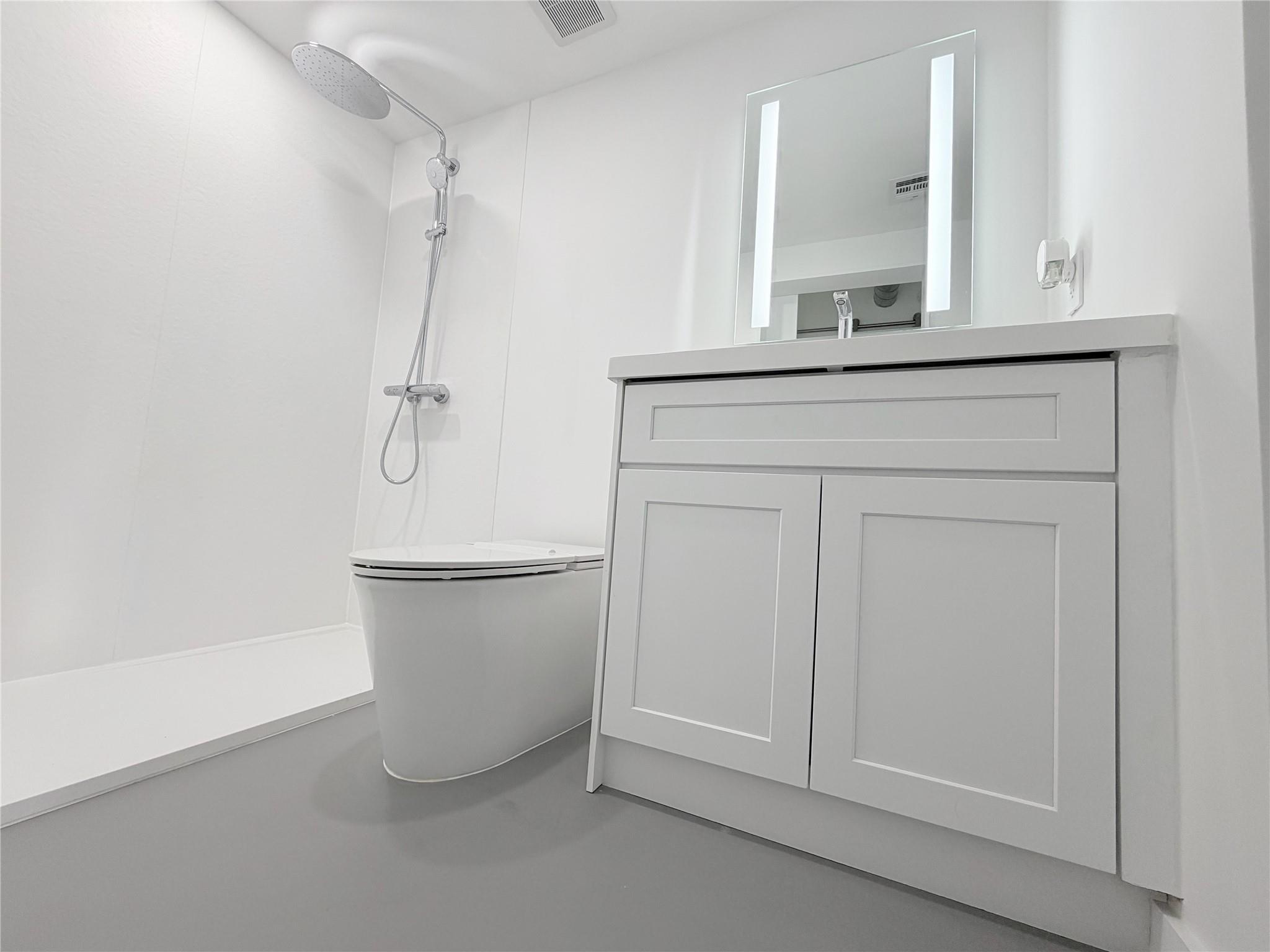 MARVILLA CONDO - Residential