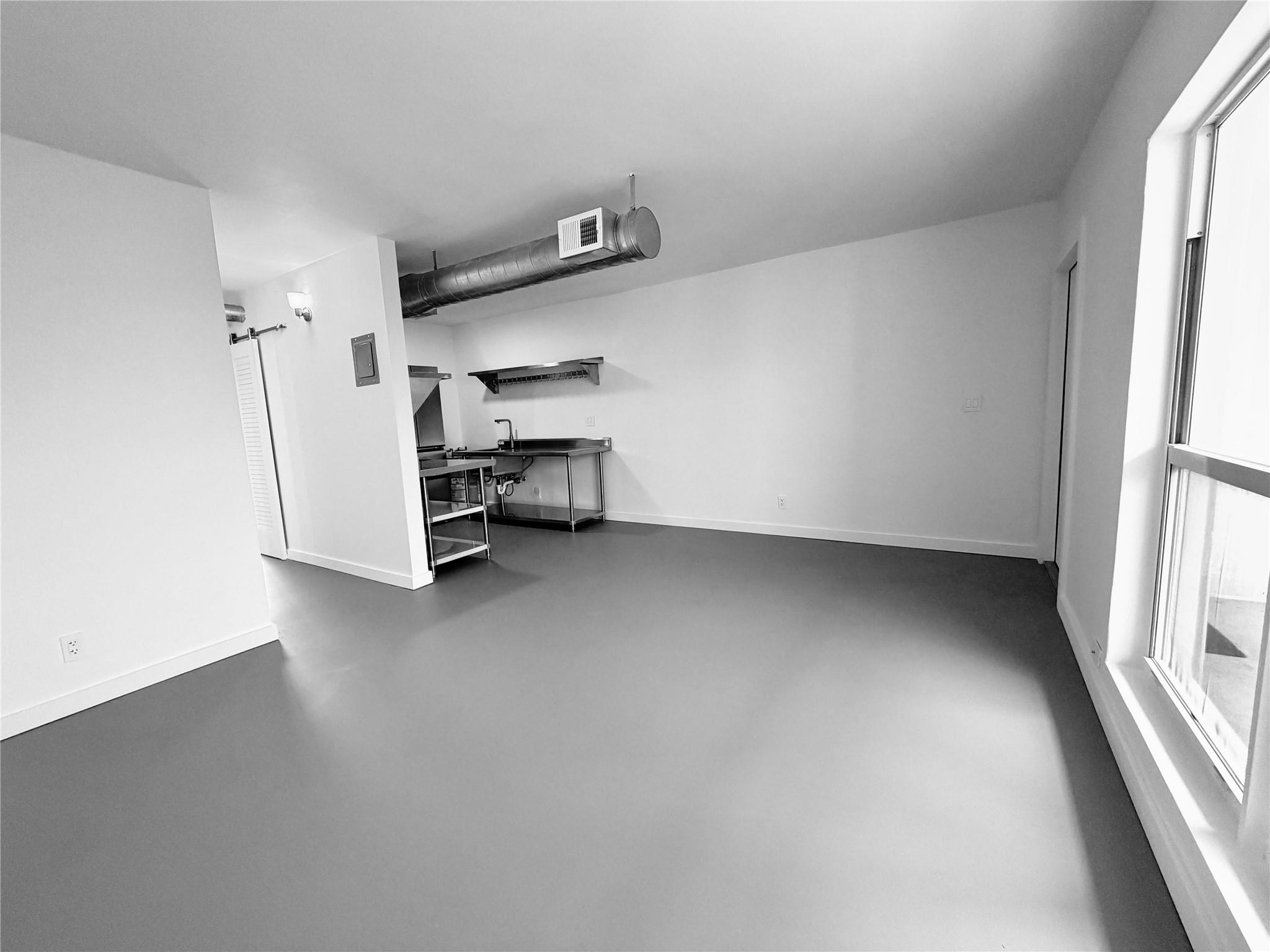 MARVILLA CONDO - Residential