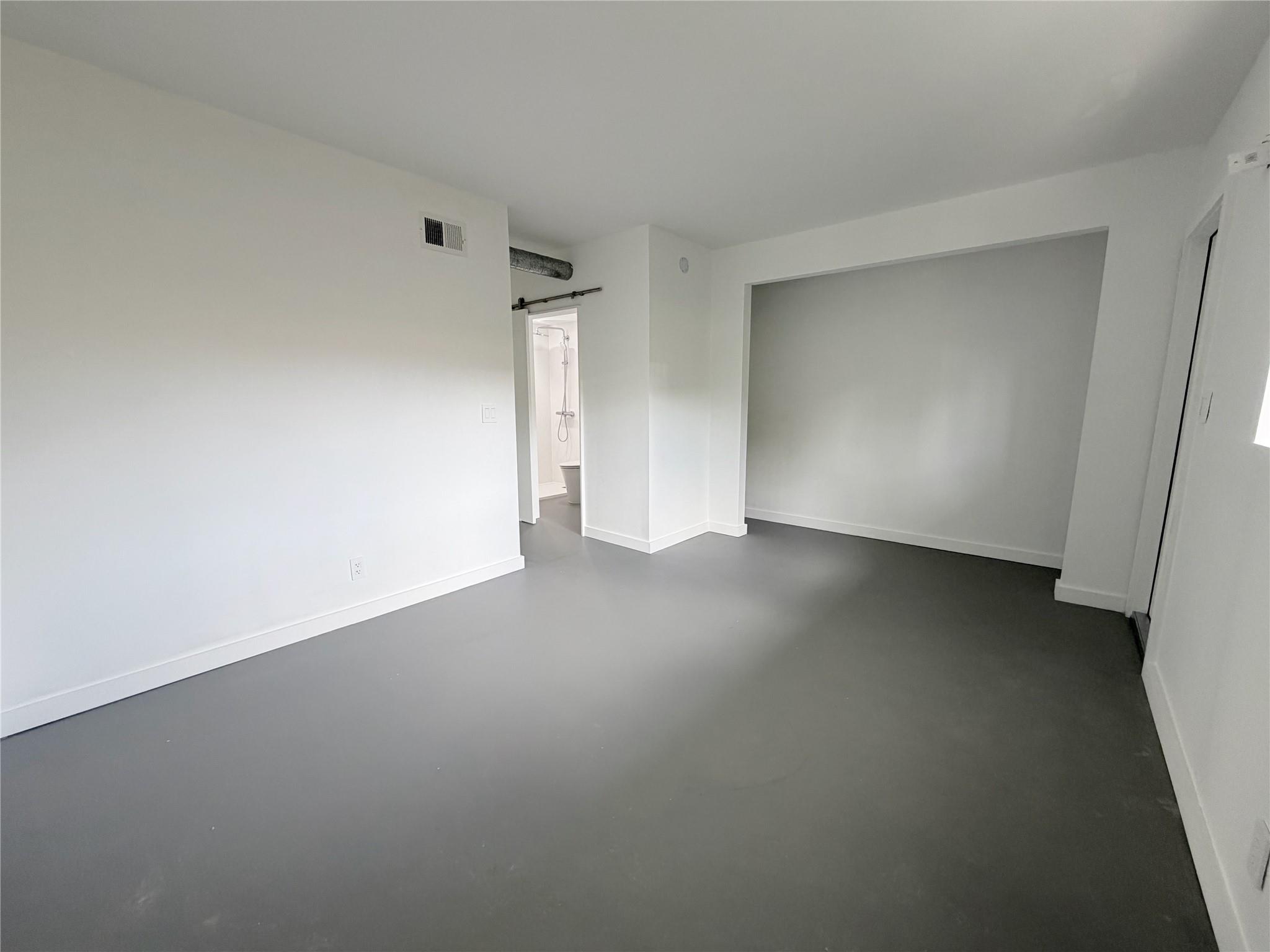 MARVILLA CONDO - Residential