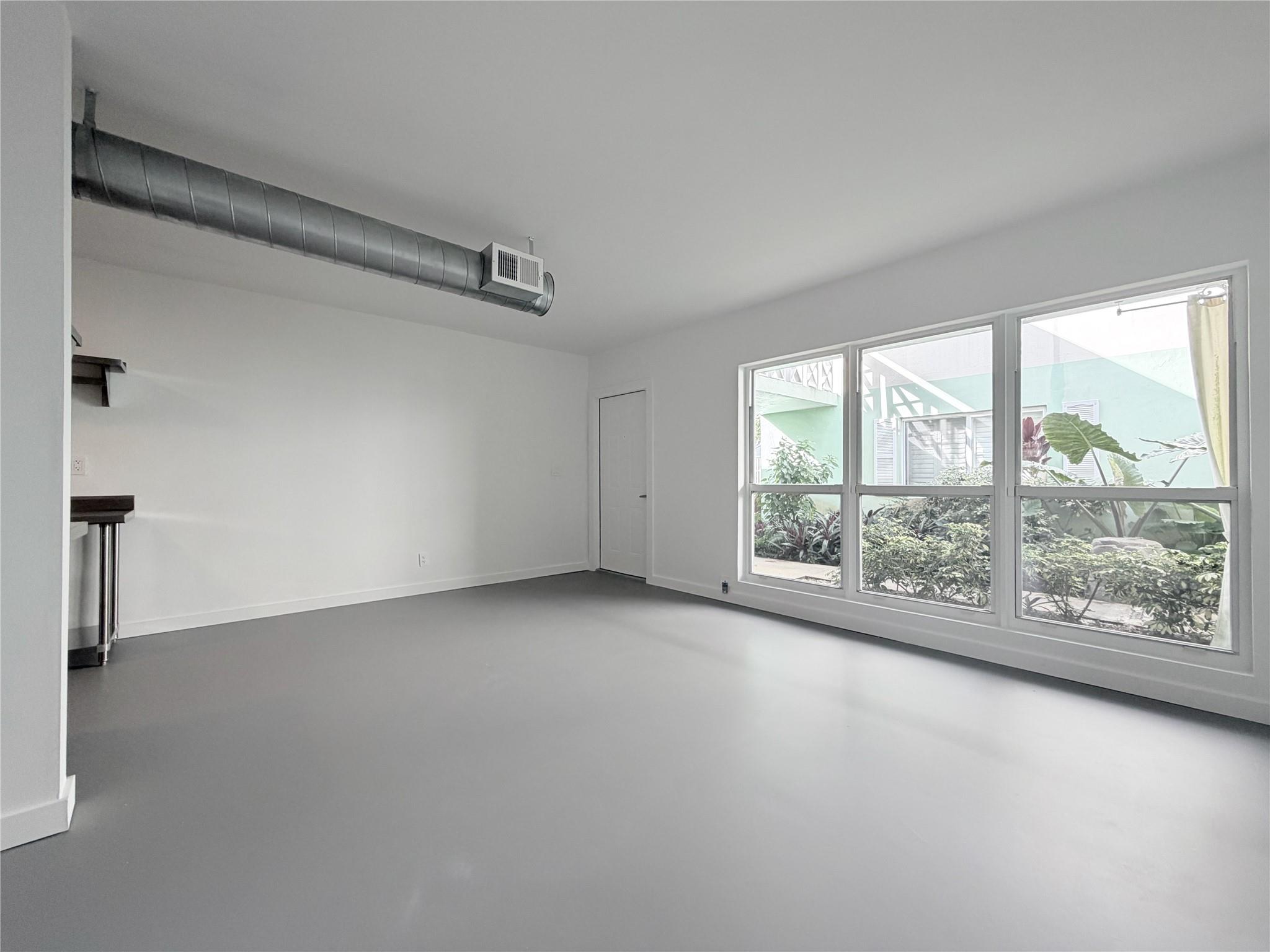 MARVILLA CONDO - Residential