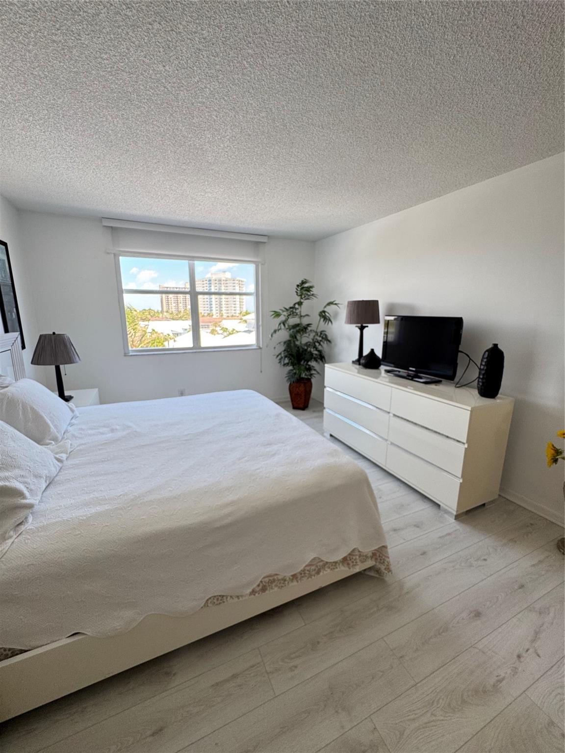 Sea Ranch Lakes North Con - Residential Lease