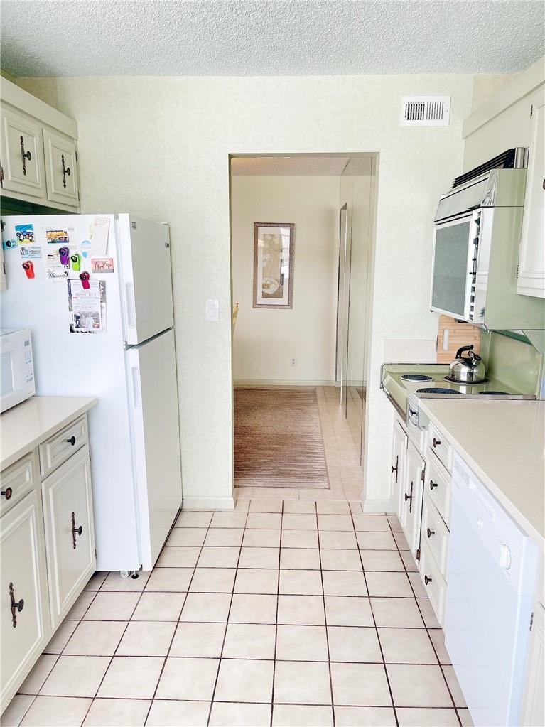 Sea Ranch Lakes North Con - Residential Lease