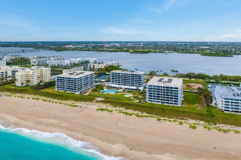 Condominium in Palm Beach FL 2660 Ocean Boulevard 38.jpg
