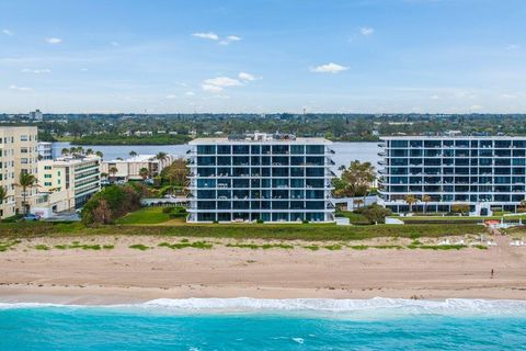 Condominium in Palm Beach FL 2660 Ocean Boulevard 40.jpg