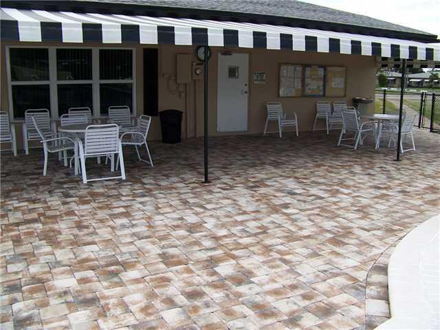 HIGH POINT OF DELRAY SEC 4 - Residential