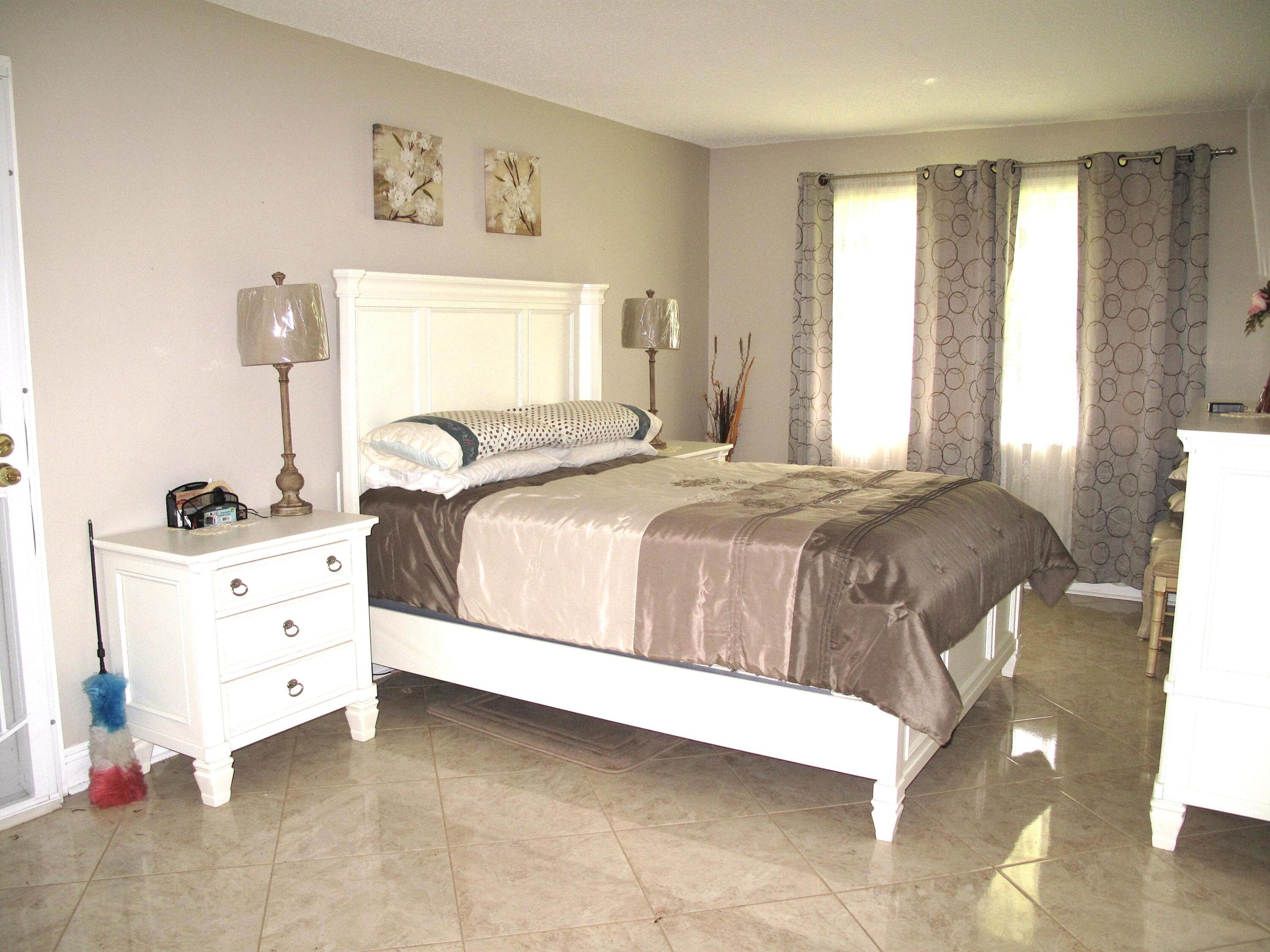 HIGH POINT OF DELRAY SEC 4 - Residential