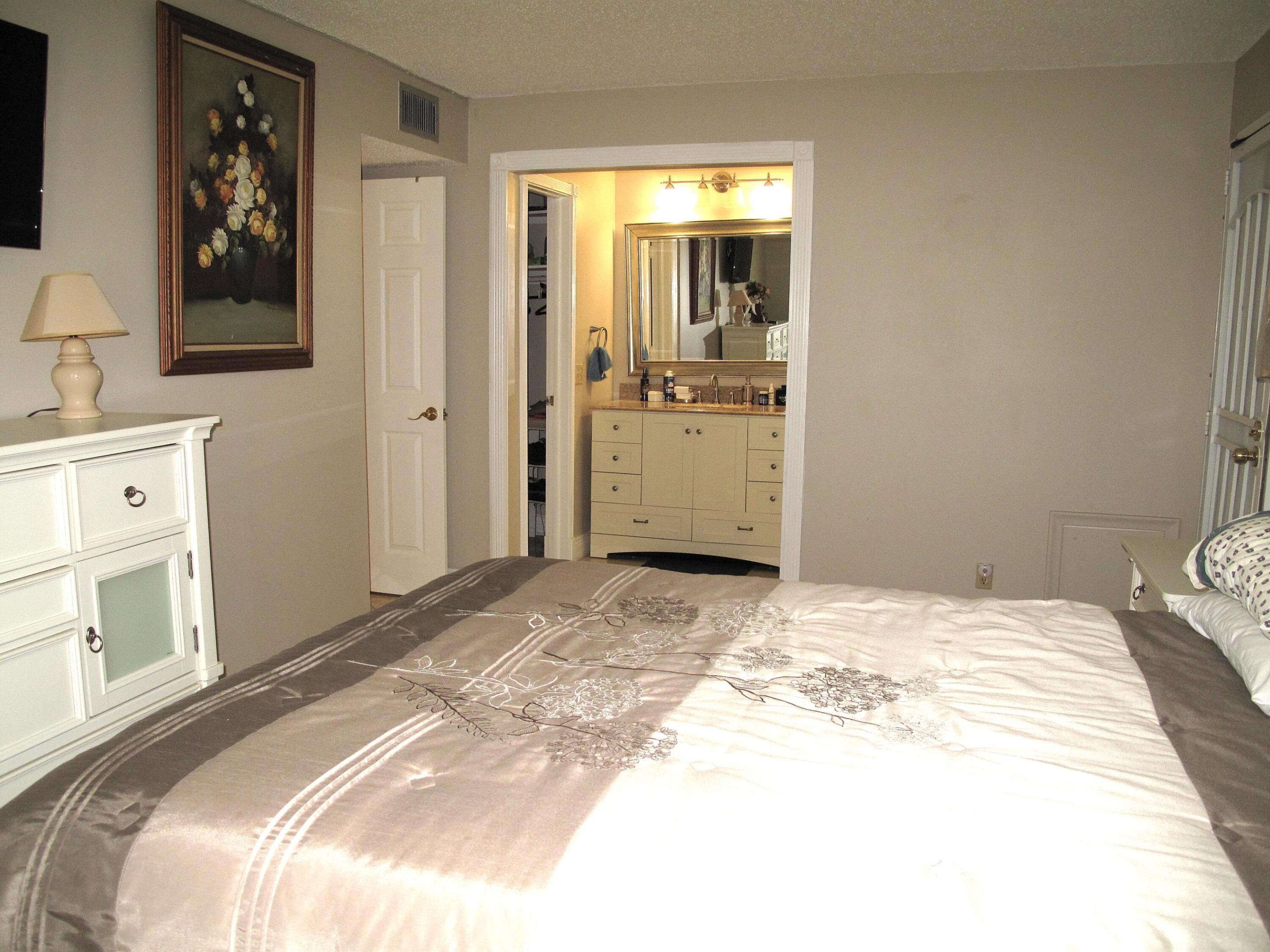 HIGH POINT OF DELRAY SEC 4 - Residential