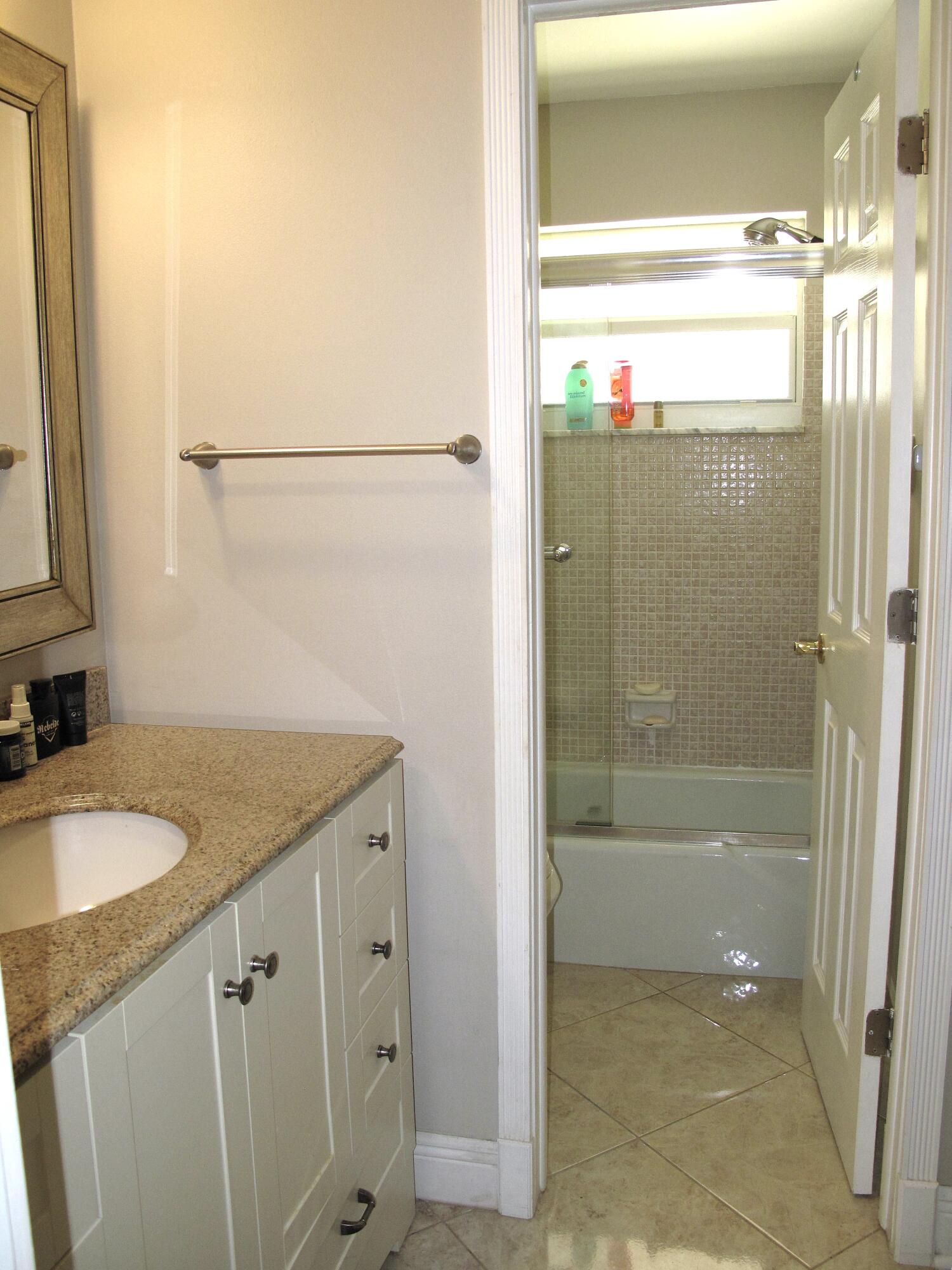 HIGH POINT OF DELRAY SEC 4 - Residential