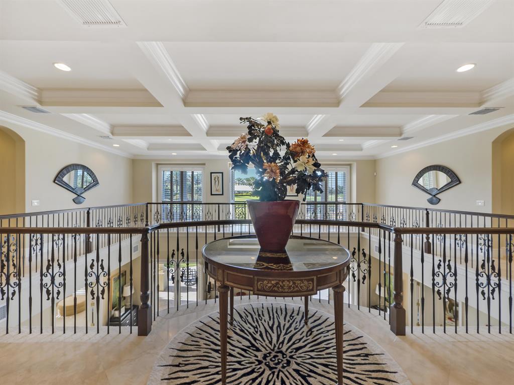 OLD PALM GOLF CLUB - Residential