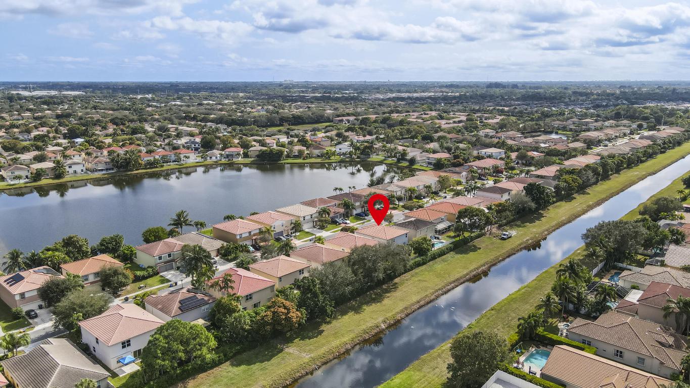 6627 Rainwood Cove Lane
