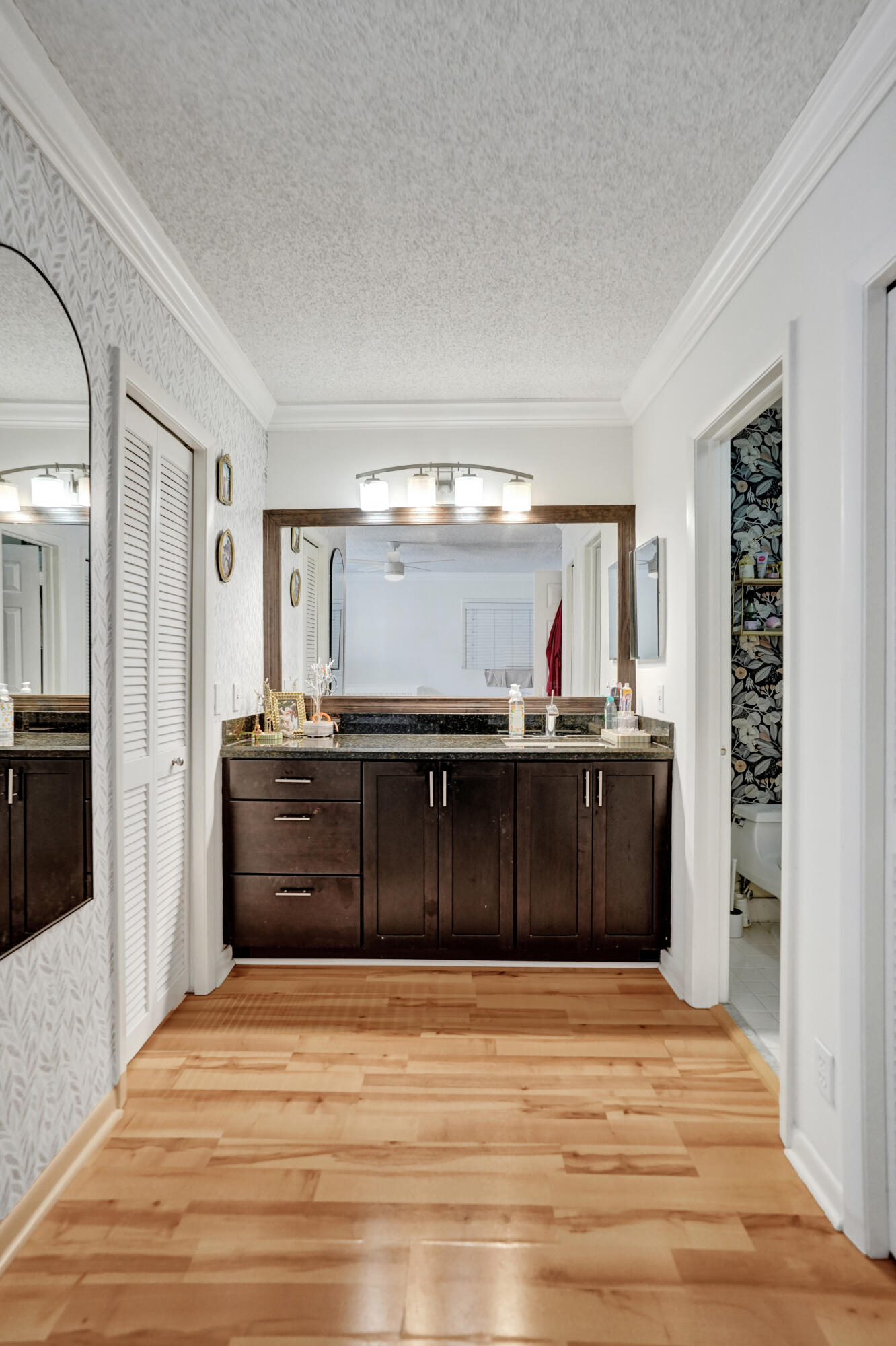 CAPISTRANO TOWNHOMES CONDO - Residential