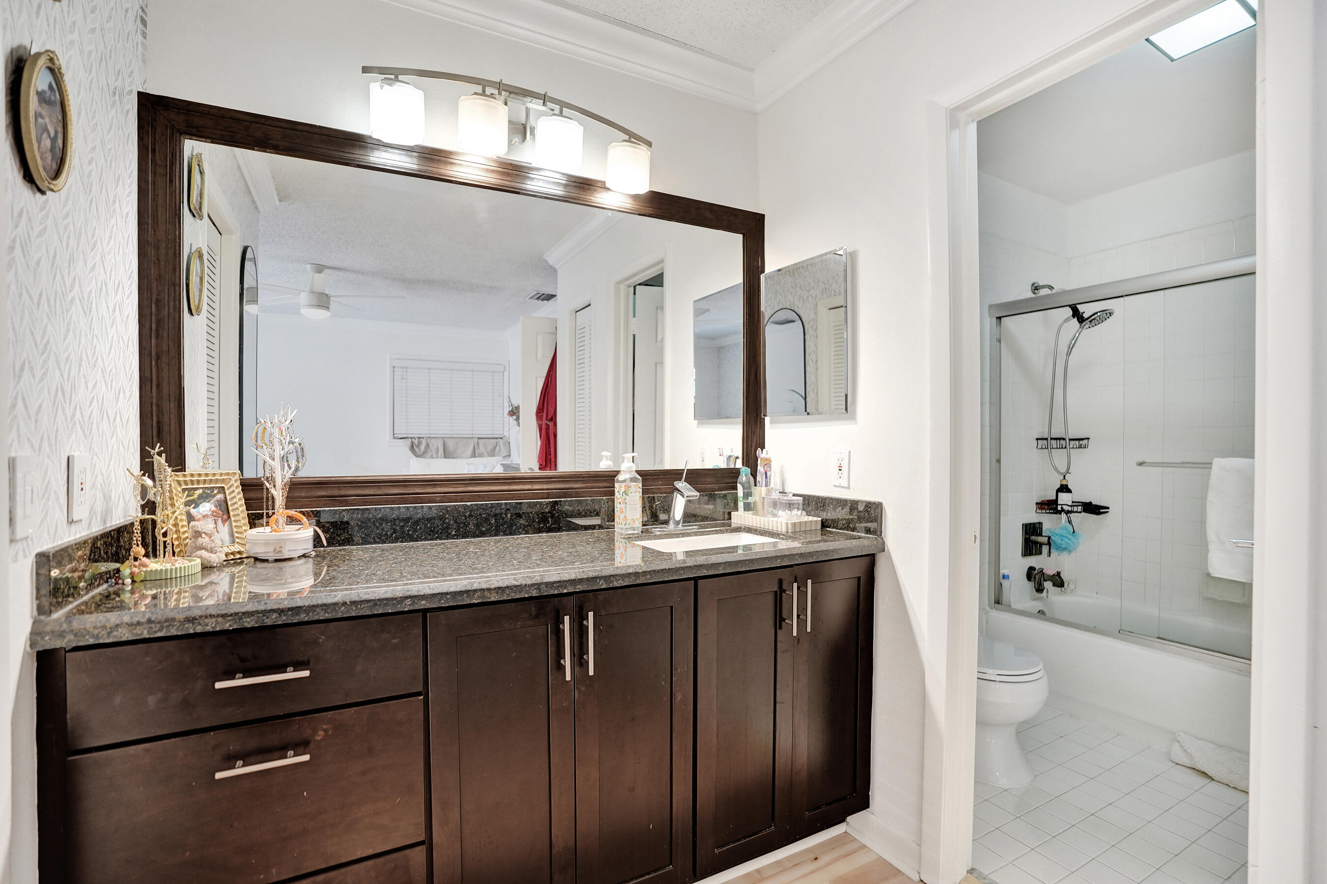 CAPISTRANO TOWNHOMES CONDO - Residential