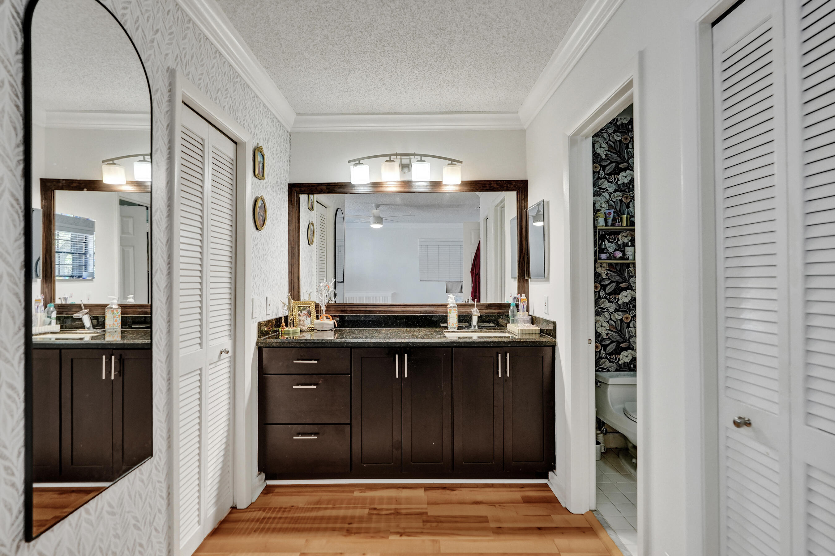 CAPISTRANO TOWNHOMES CONDO - Residential