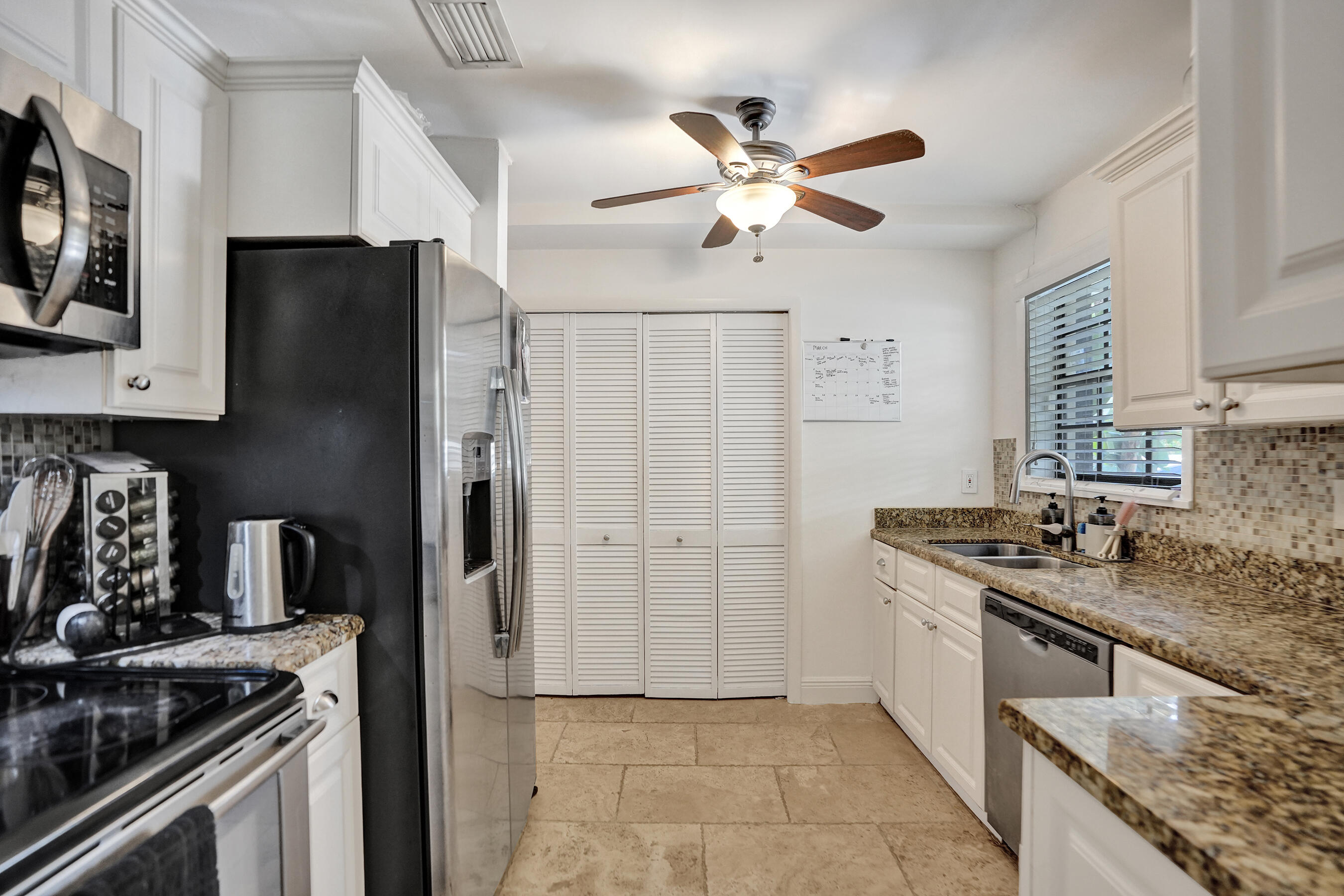 CAPISTRANO TOWNHOMES CONDO - Residential