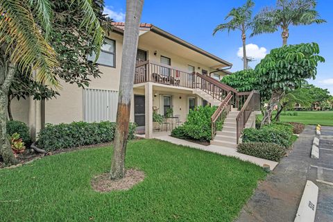 A home in Lake Worth