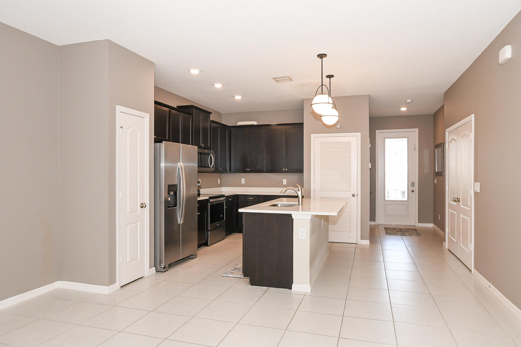 CELEBRATION POINTE - Residential Lease