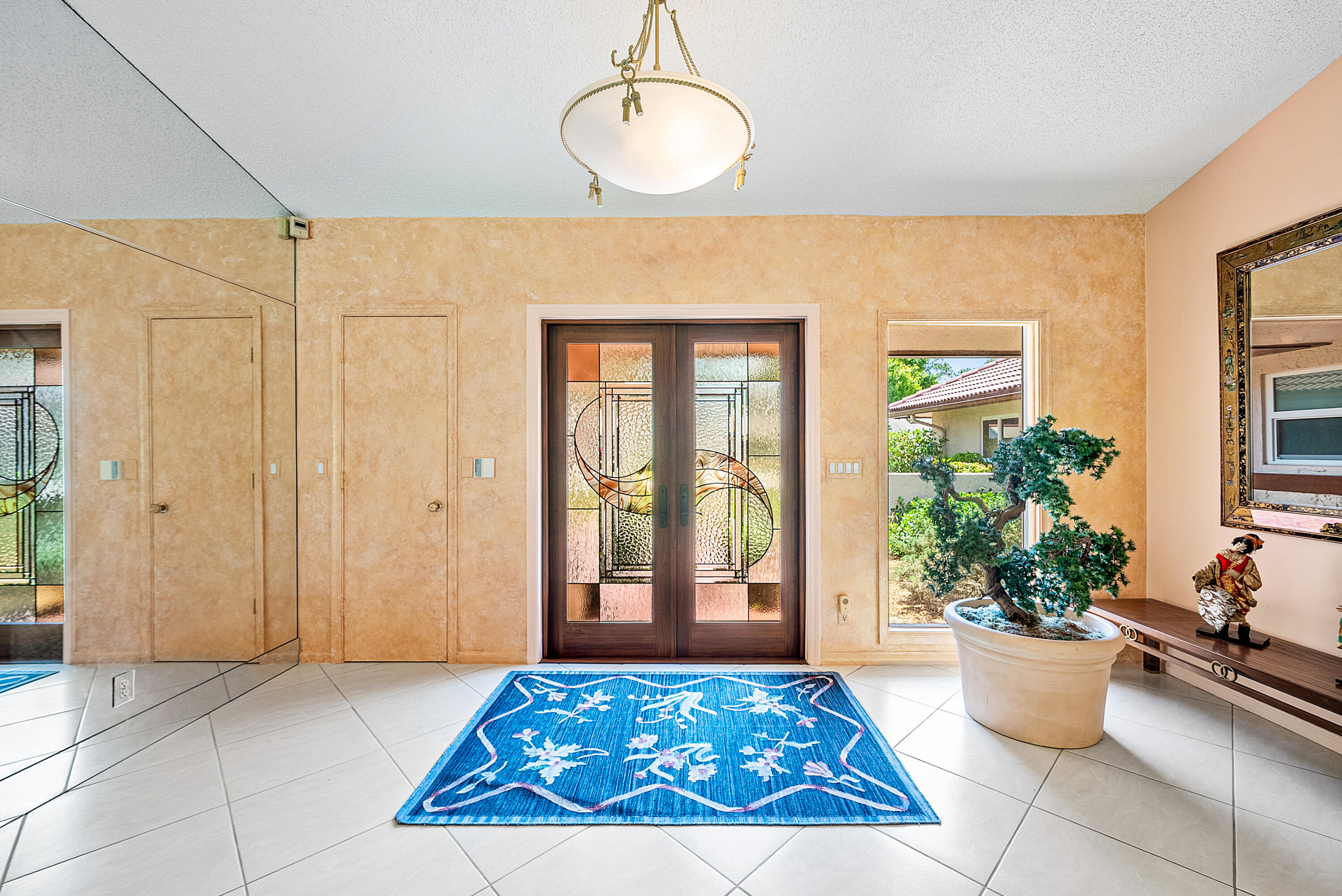 10215 Boca Woods Lane