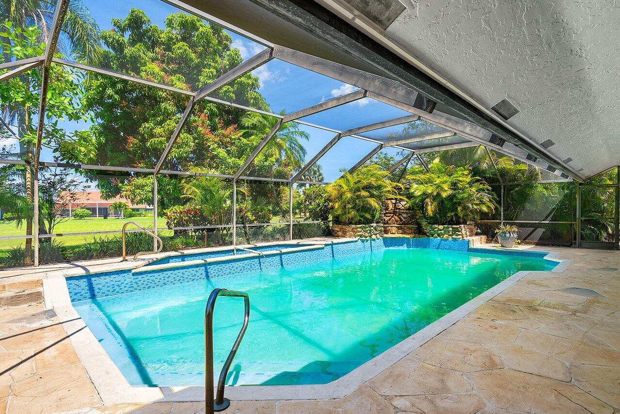 BOCA WOODS COUNTRY CLUB PH 1 - Residential