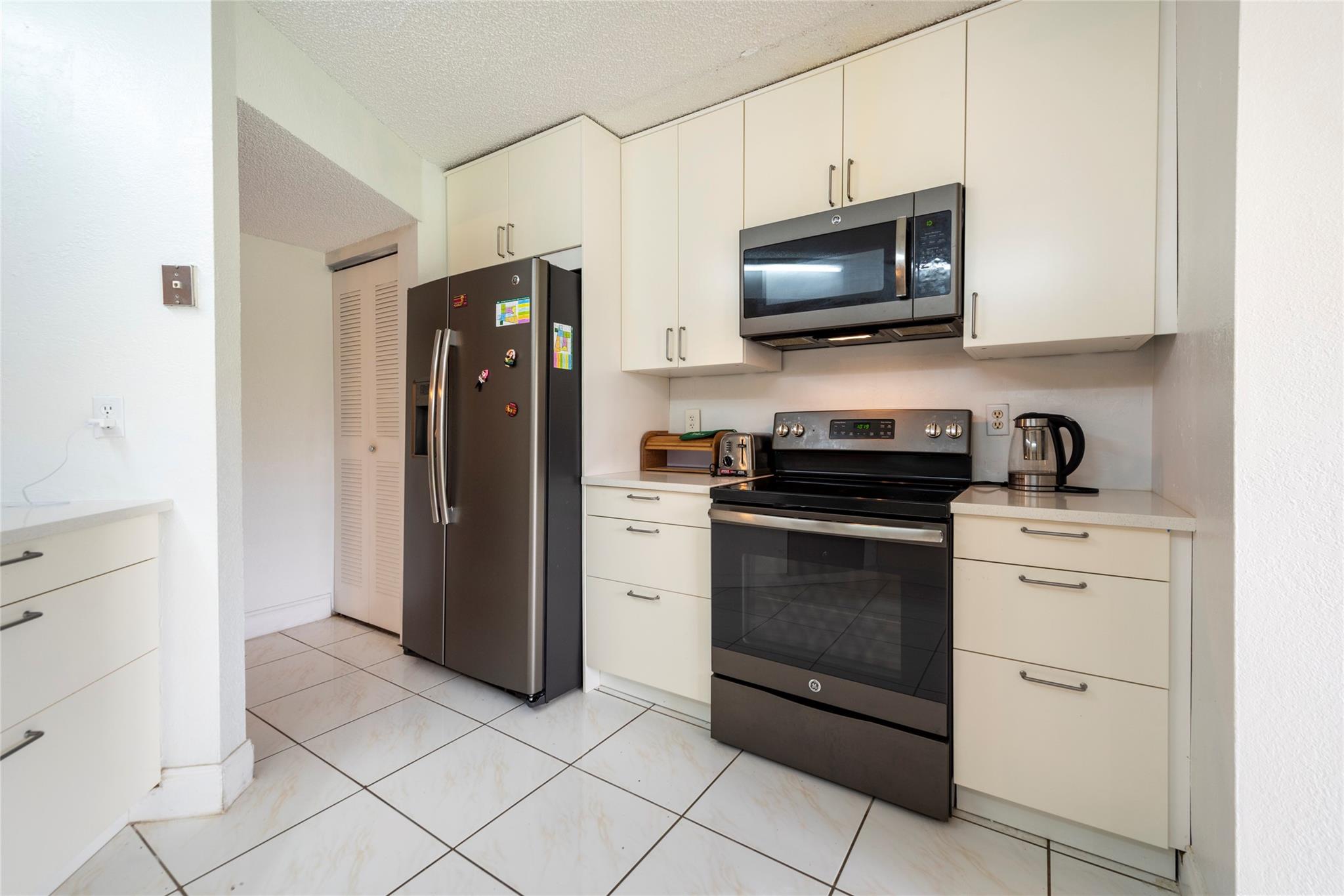 Lakeview Courts at Jacara - Residential