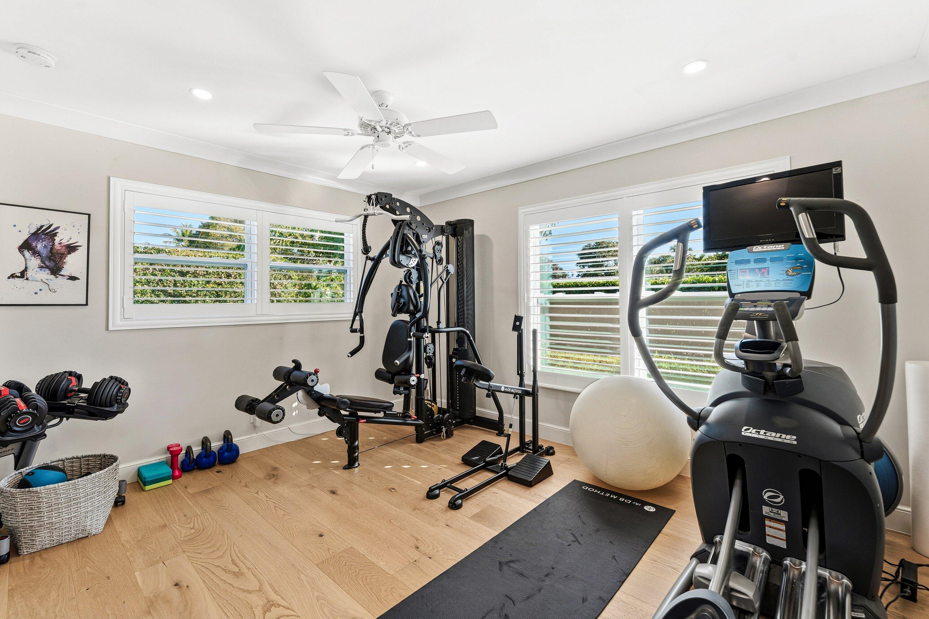 COUNTRY CLUB ADD TO VILLAGE OF NORTH PALM BEACH - Residential