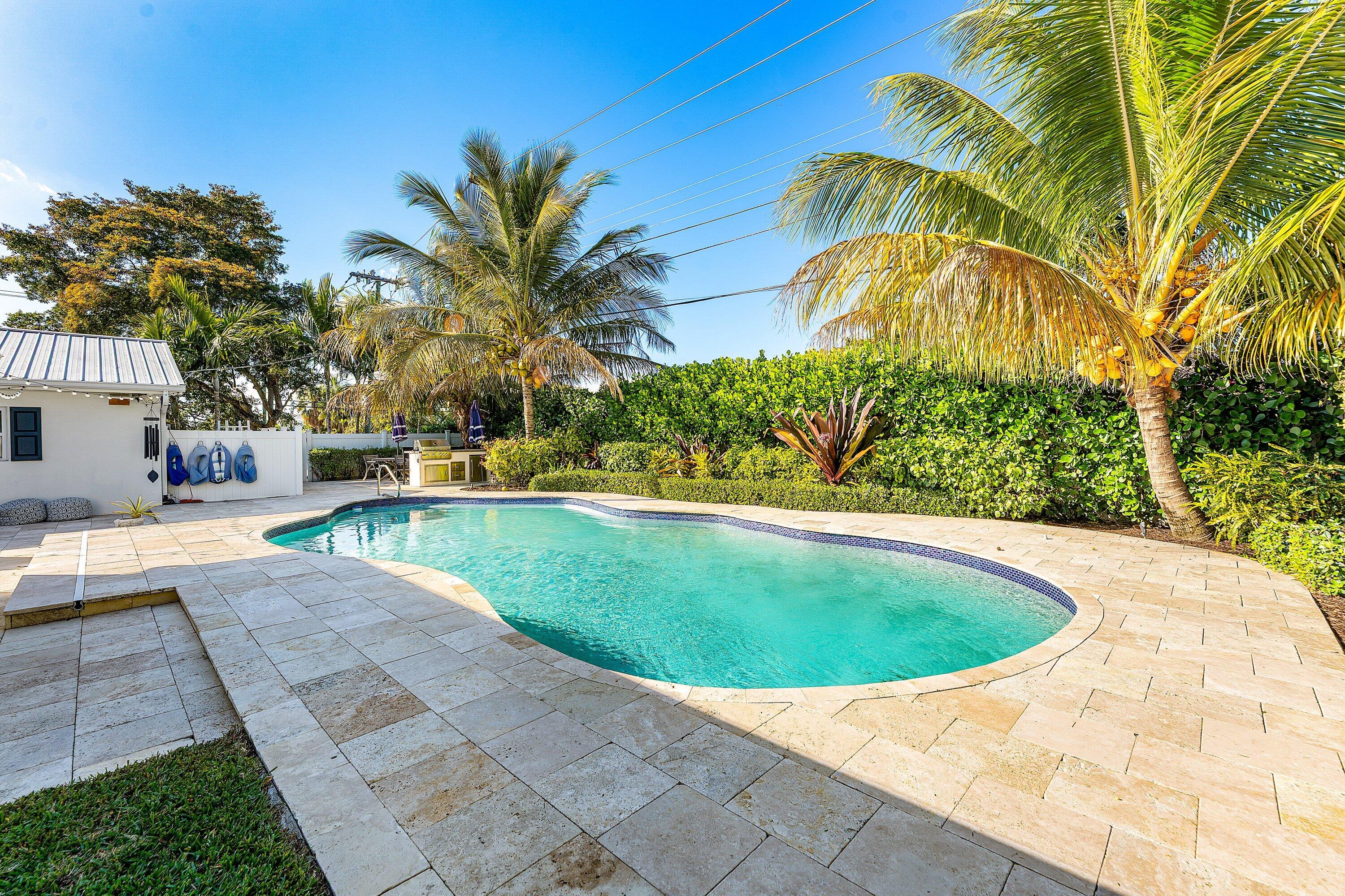 COUNTRY CLUB ADD TO VILLAGE OF NORTH PALM BEACH - Residential