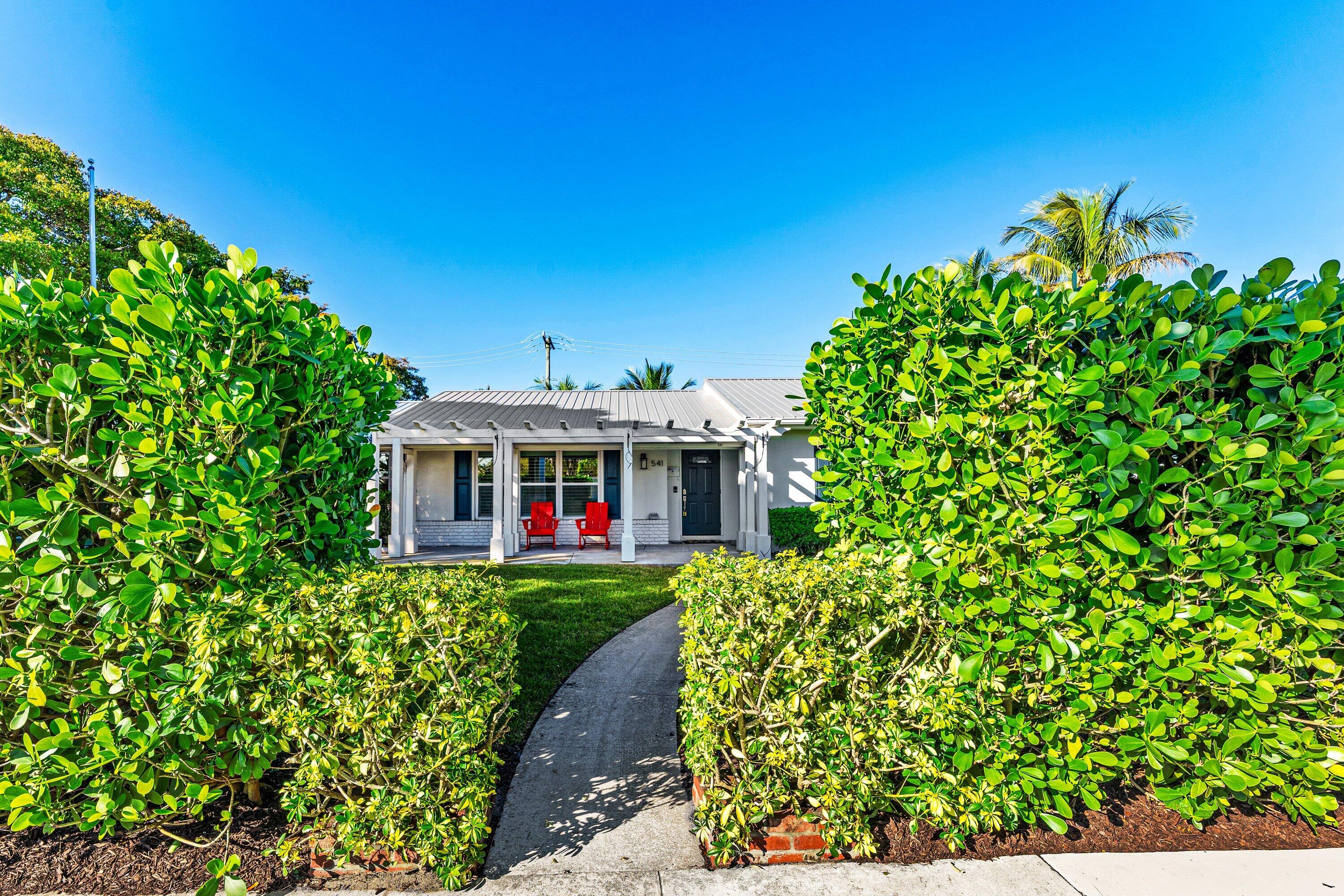 COUNTRY CLUB ADD TO VILLAGE OF NORTH PALM BEACH - Residential