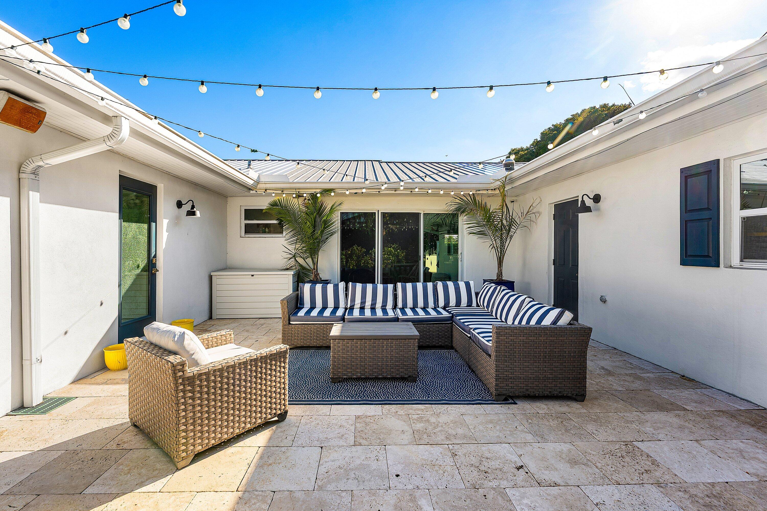 COUNTRY CLUB ADD TO VILLAGE OF NORTH PALM BEACH - Residential