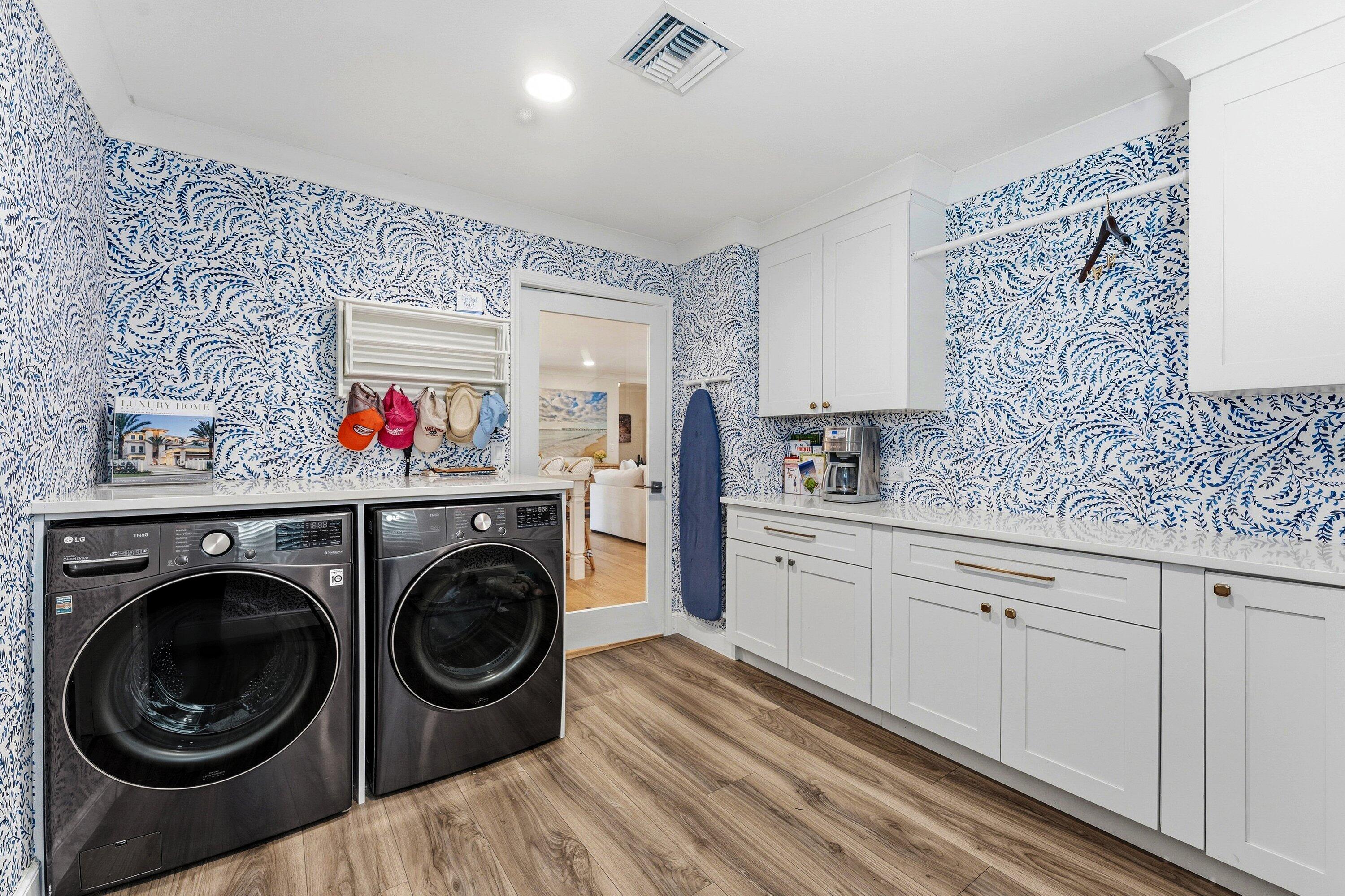 COUNTRY CLUB ADD TO VILLAGE OF NORTH PALM BEACH - Residential