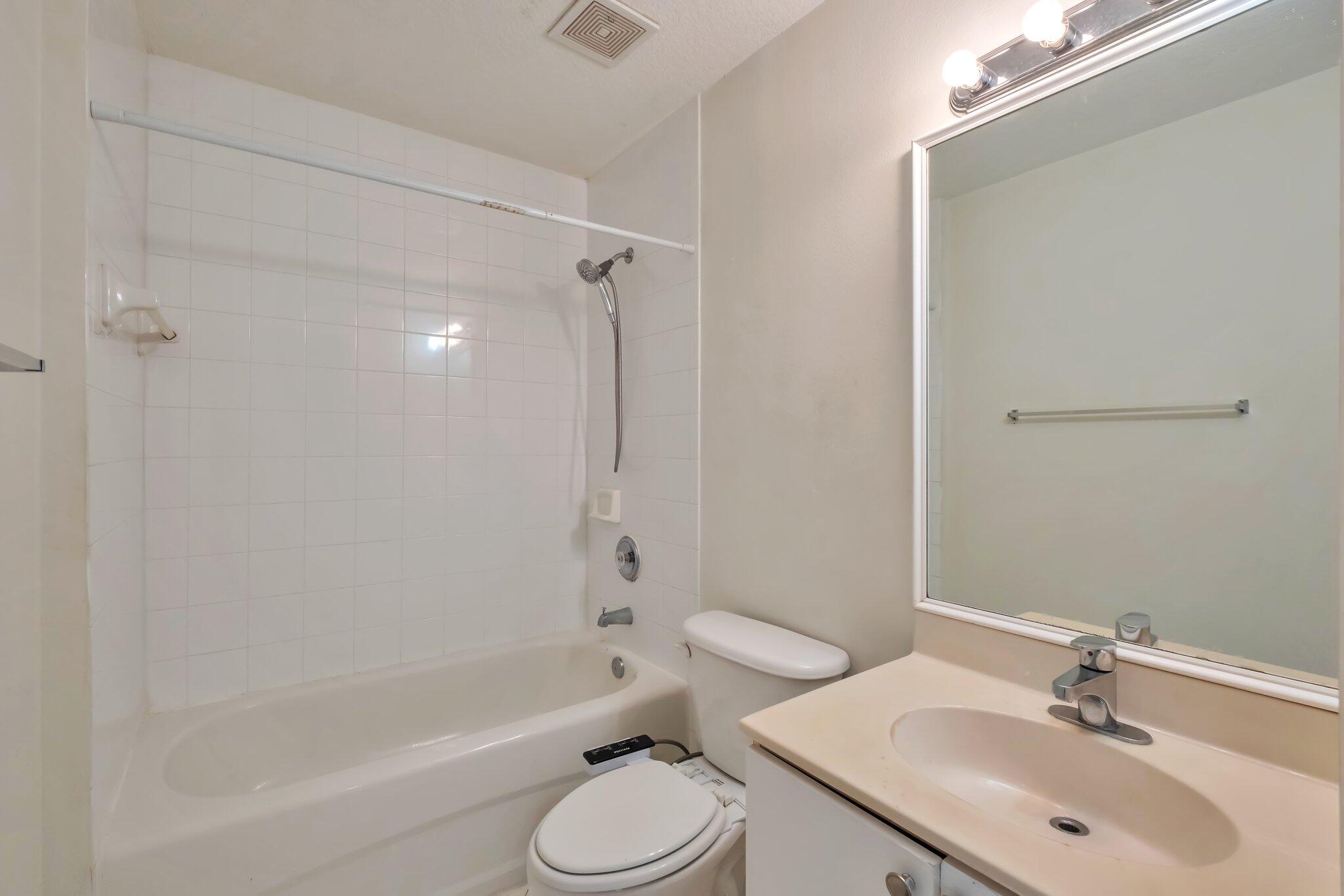 COVE AT BRIAR BAY CONDO - Residential Lease