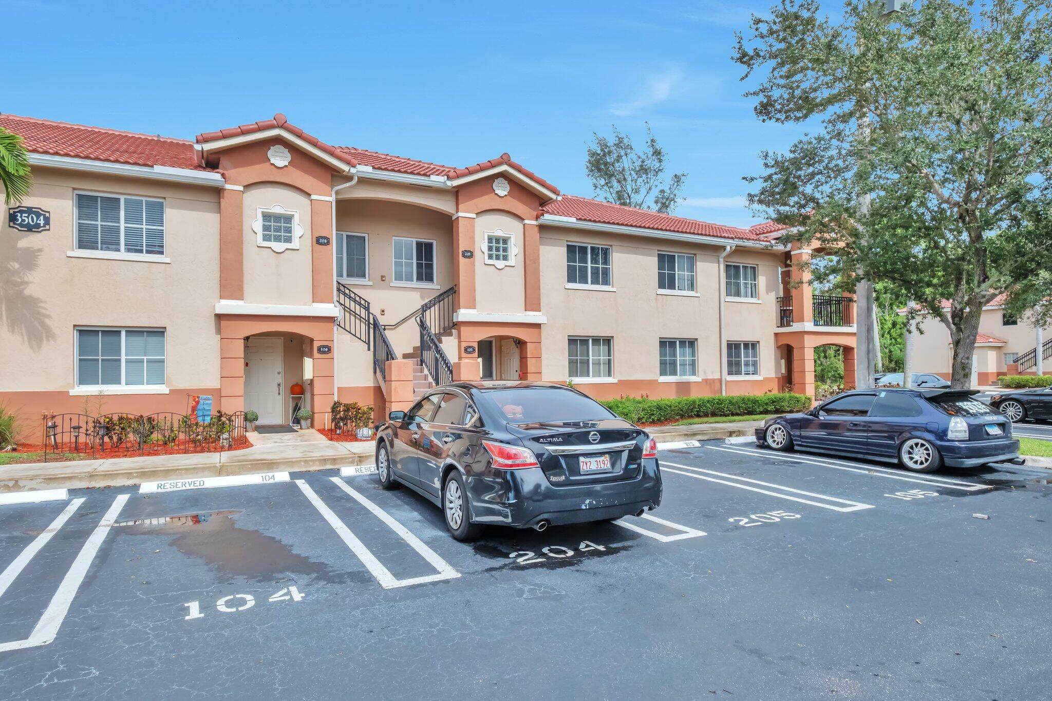 COVE AT BRIAR BAY CONDO - Residential Lease