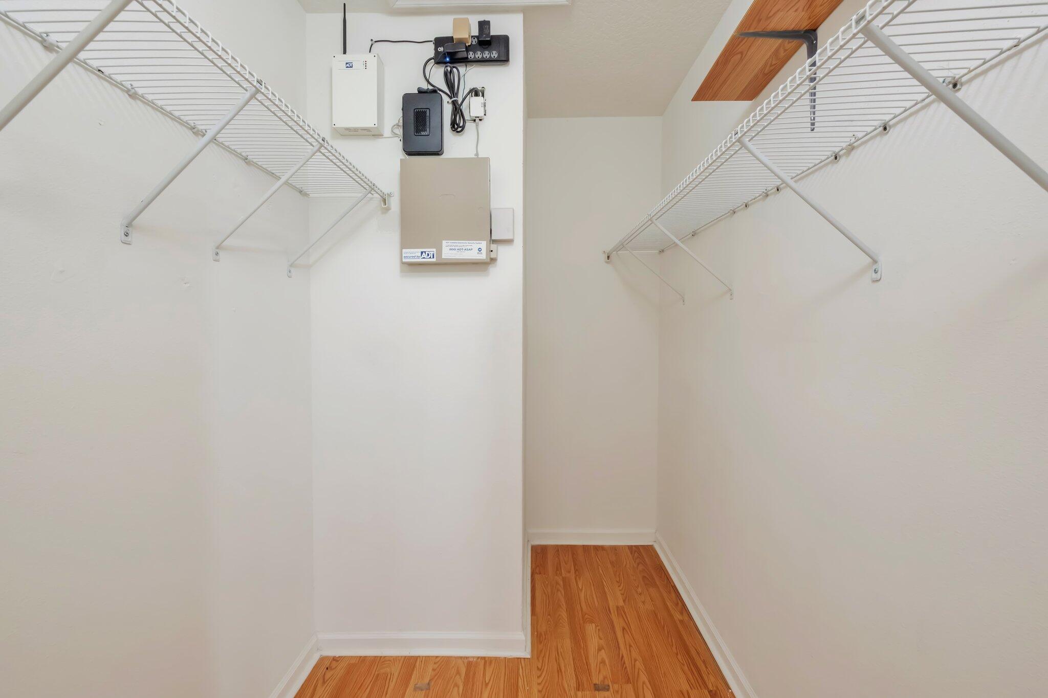 COVE AT BRIAR BAY CONDO - Residential Lease