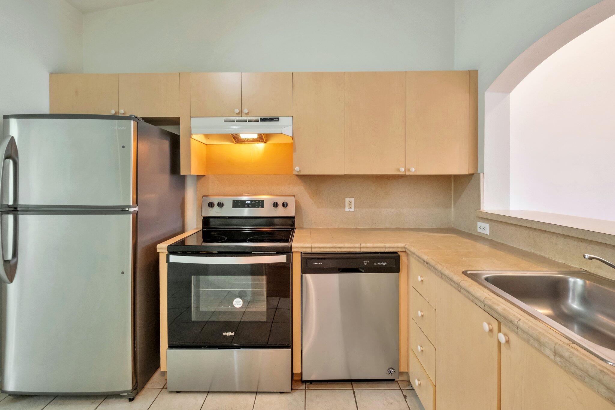COVE AT BRIAR BAY CONDO - Residential Lease
