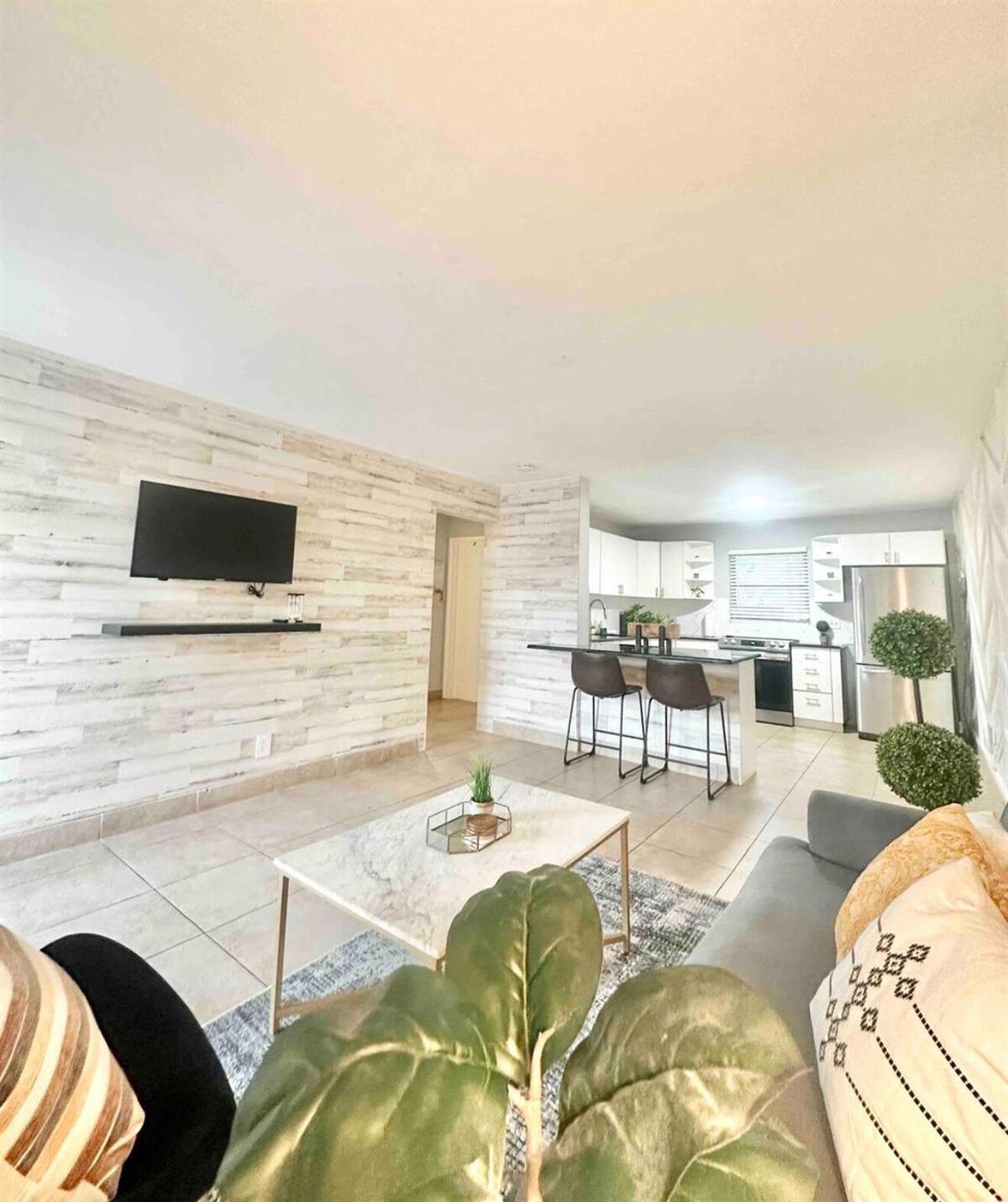 NORTH LAKE WORTH - Residential Lease