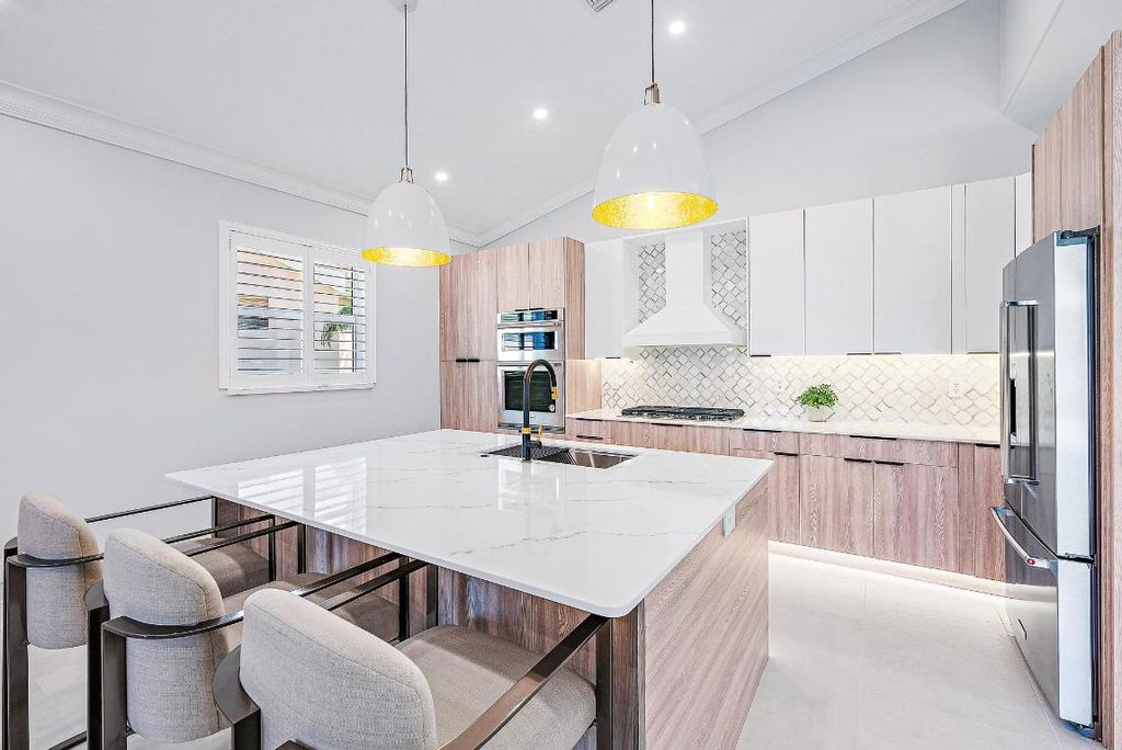 Photo of 525 Eagleton Cove Trace, Palm Beach Gardens, FL 33418 (MLS # R10985137)