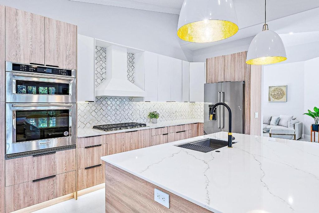 Photo of 525 Eagleton Cove Trace, Palm Beach Gardens, FL 33418 (MLS # R10985137)