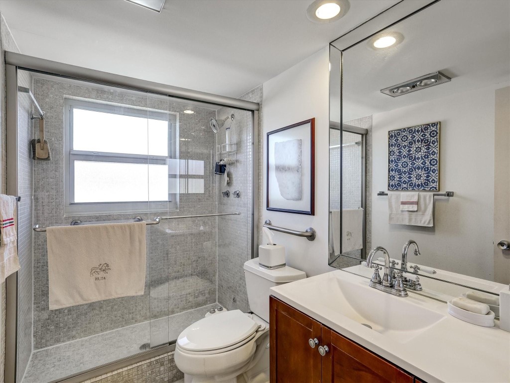 PALM AIRE AT CORAL KEYS - Residential