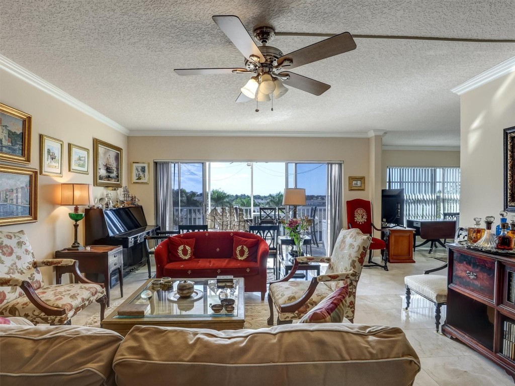 PALM AIRE AT CORAL KEYS - Residential