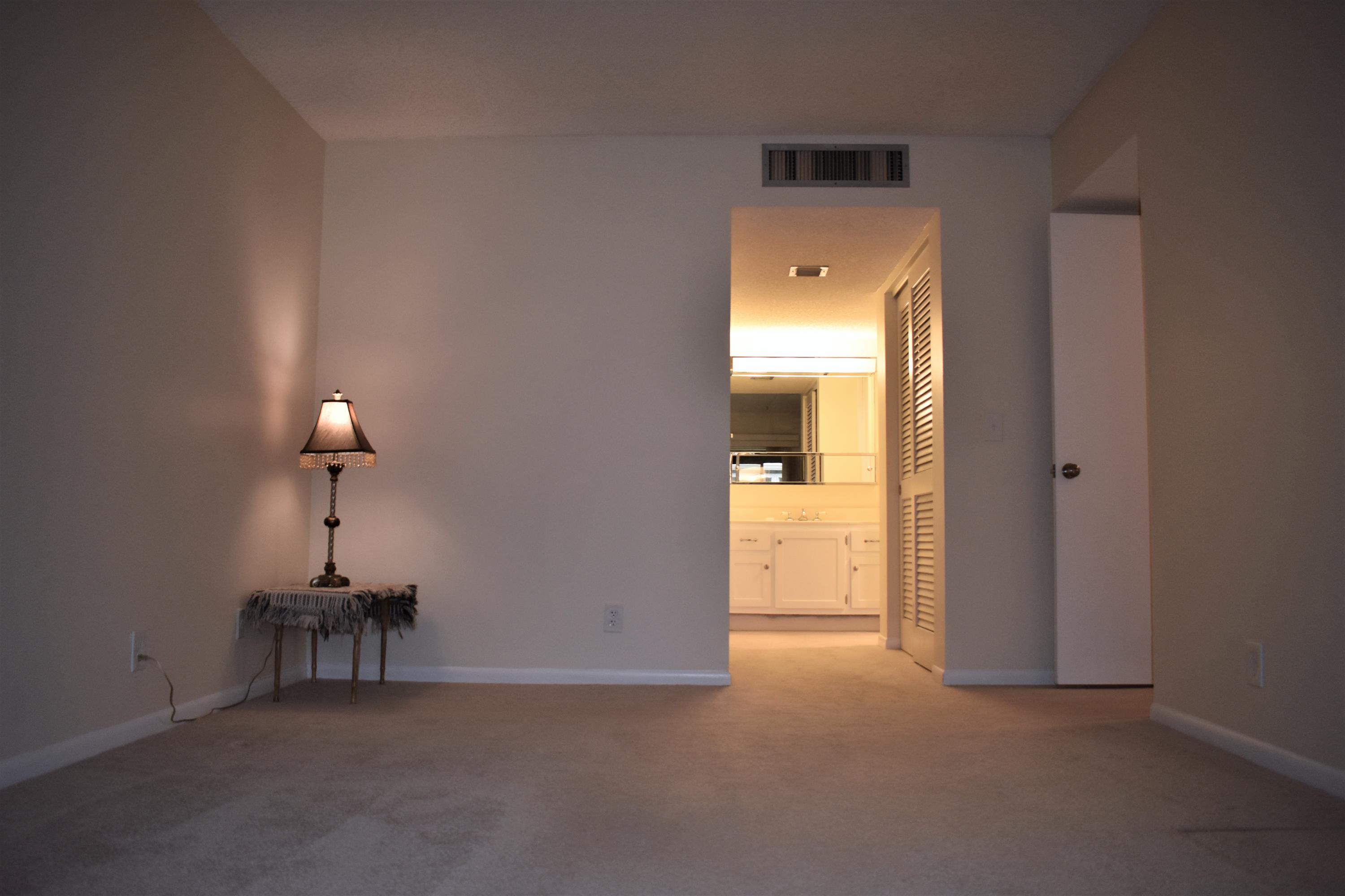 BOUNDBROOK CONDO S - Residential