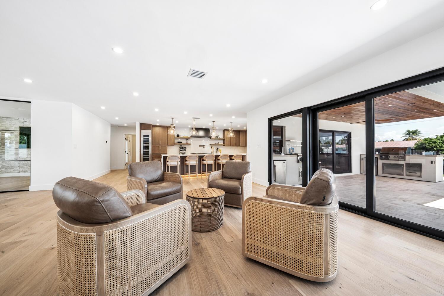 LAKE ESTATES ADD - Residential