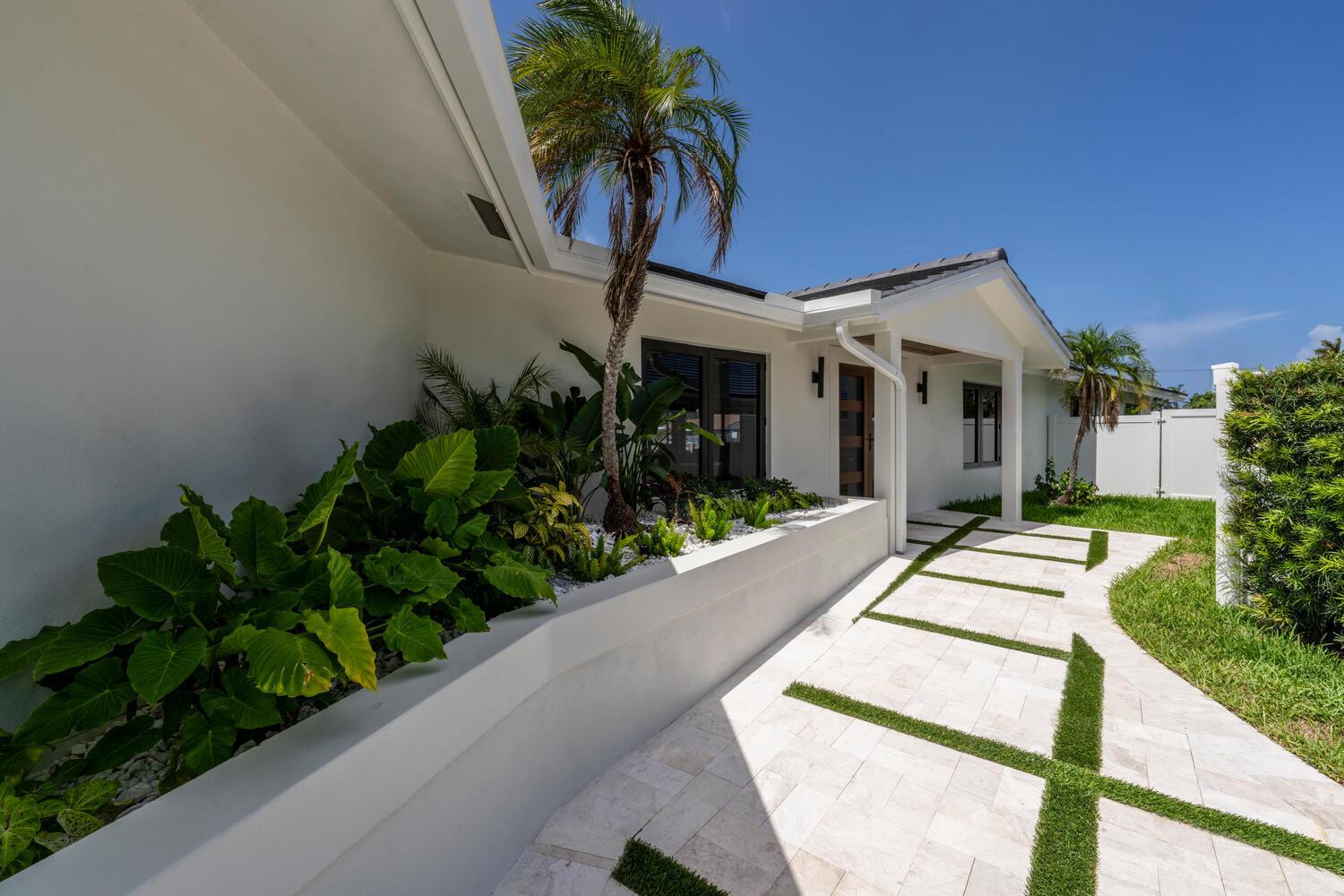 LAKE ESTATES ADD - Residential