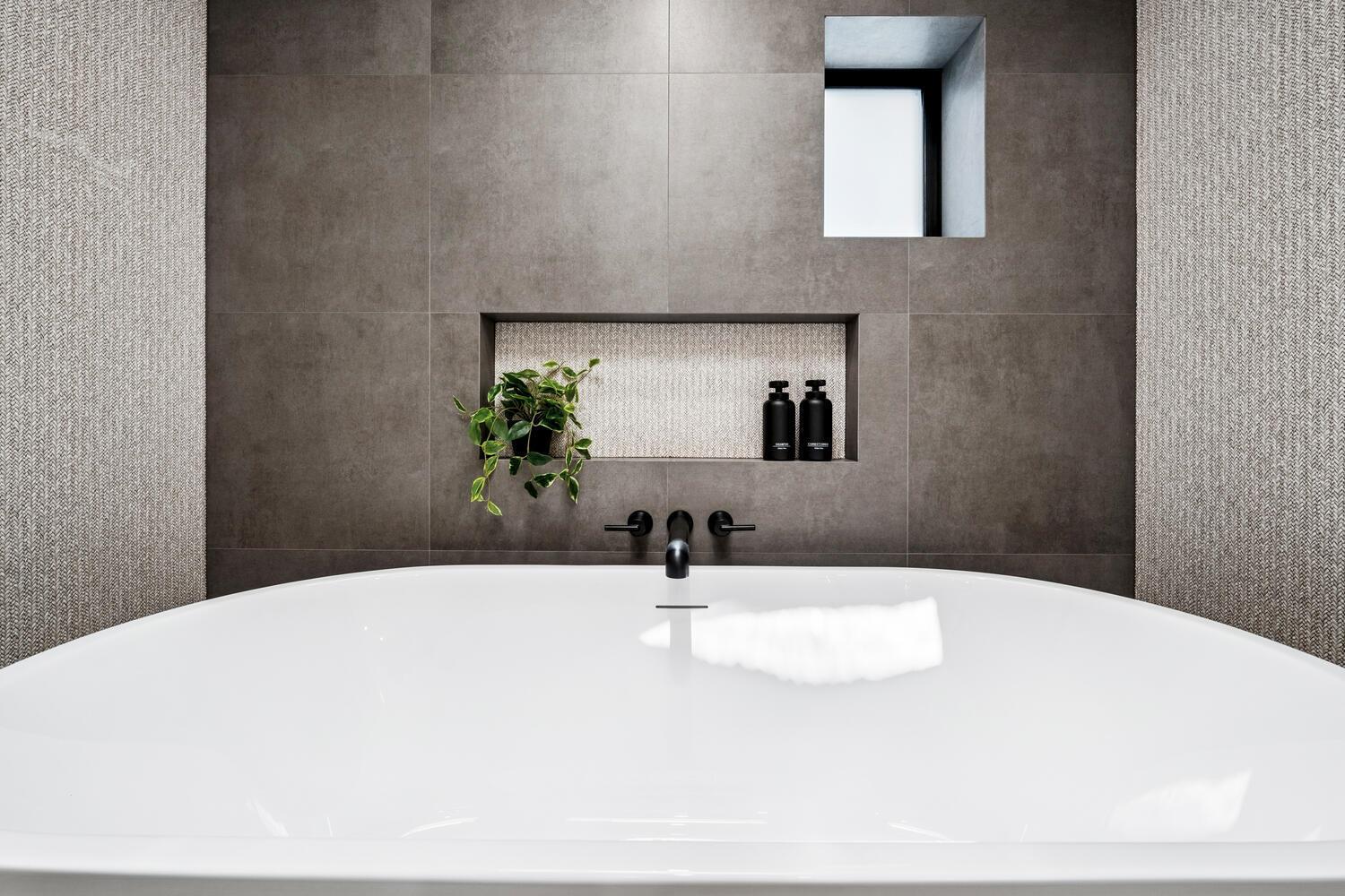 LAKE ESTATES ADD - Residential