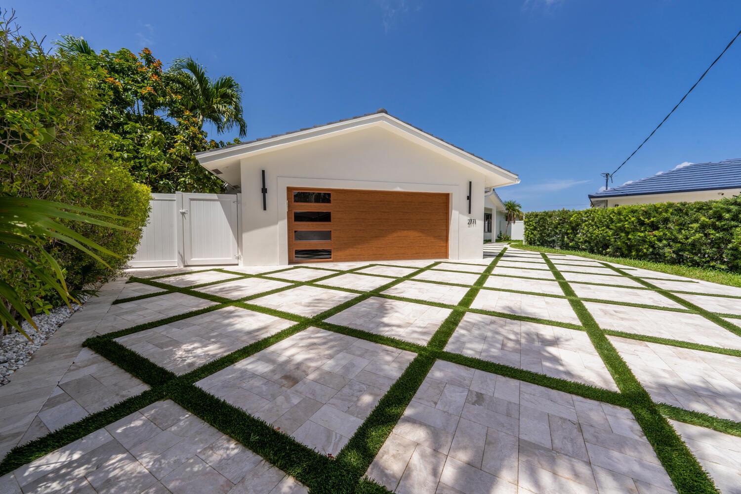 LAKE ESTATES ADD - Residential