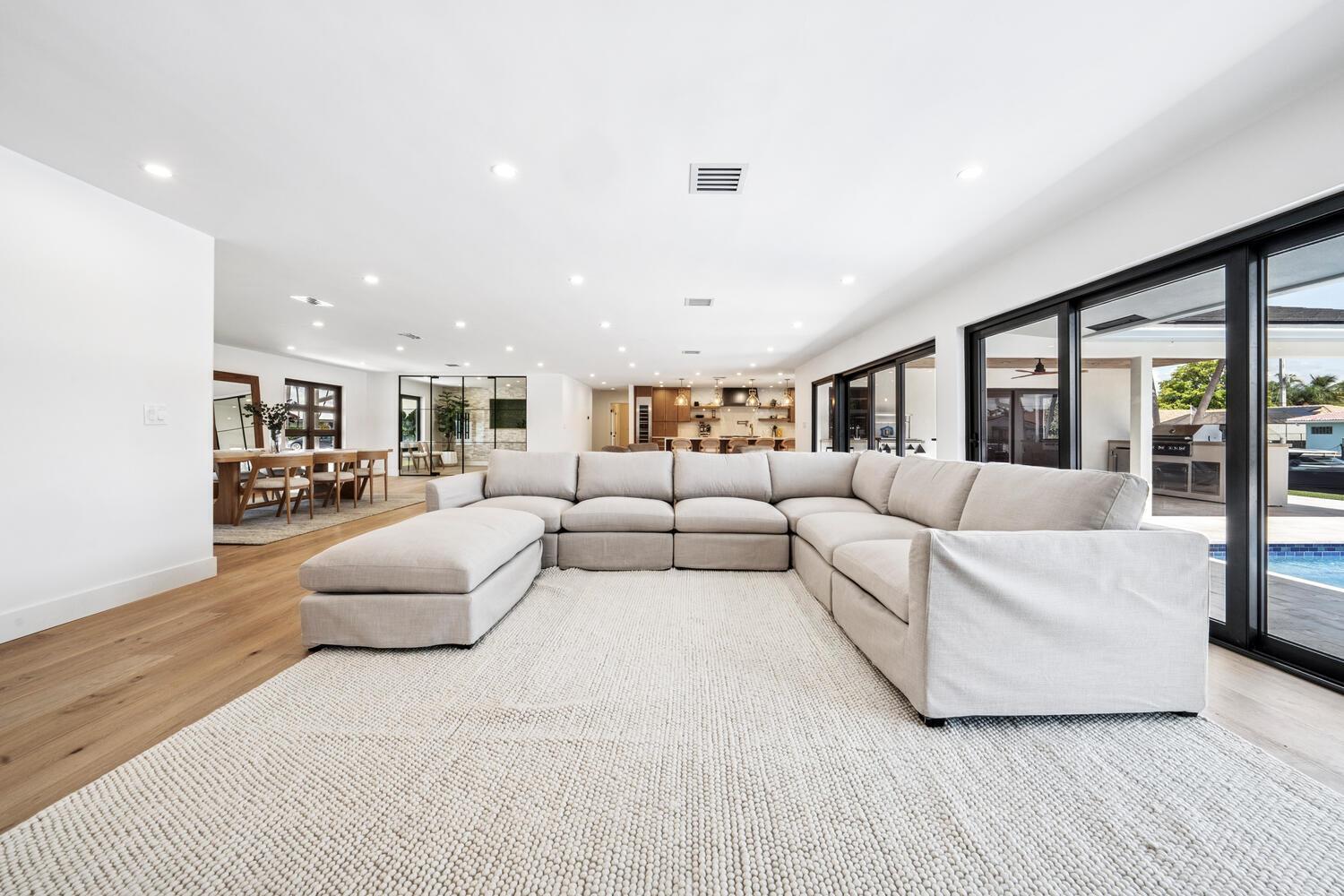 LAKE ESTATES ADD - Residential