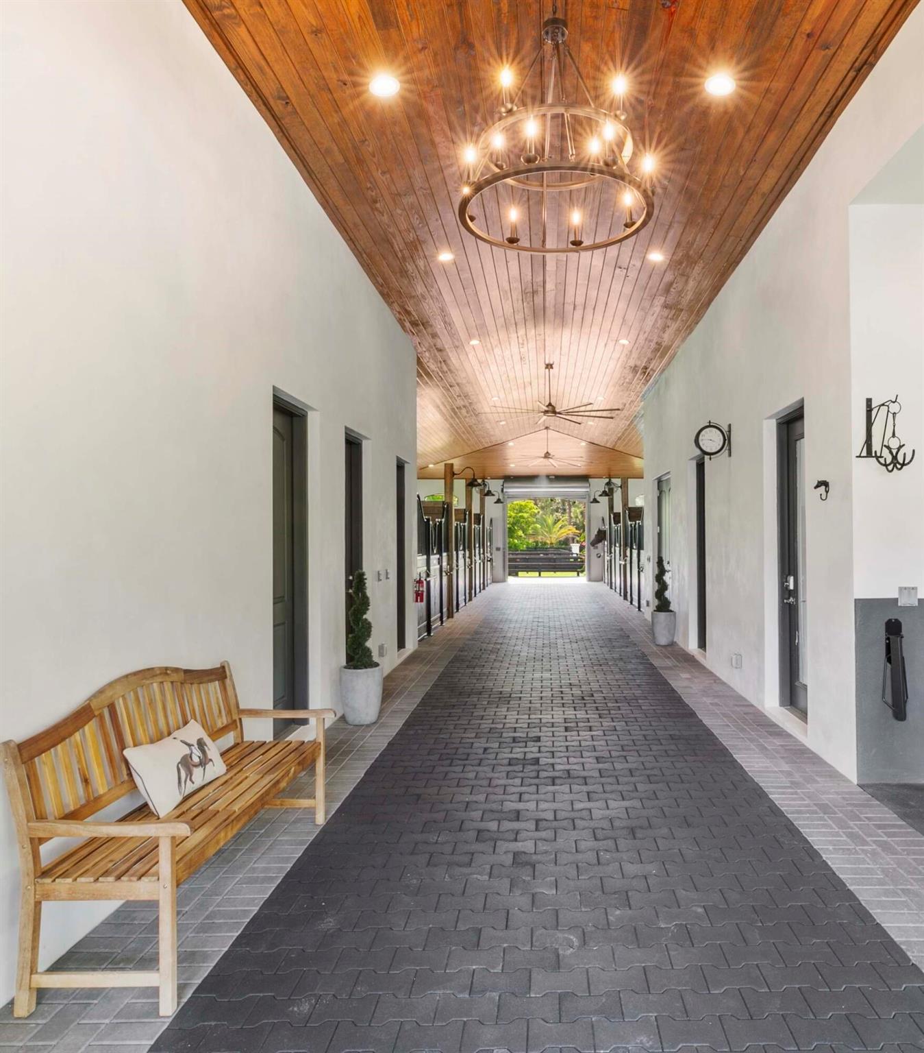 FOX TRAIL - Residential